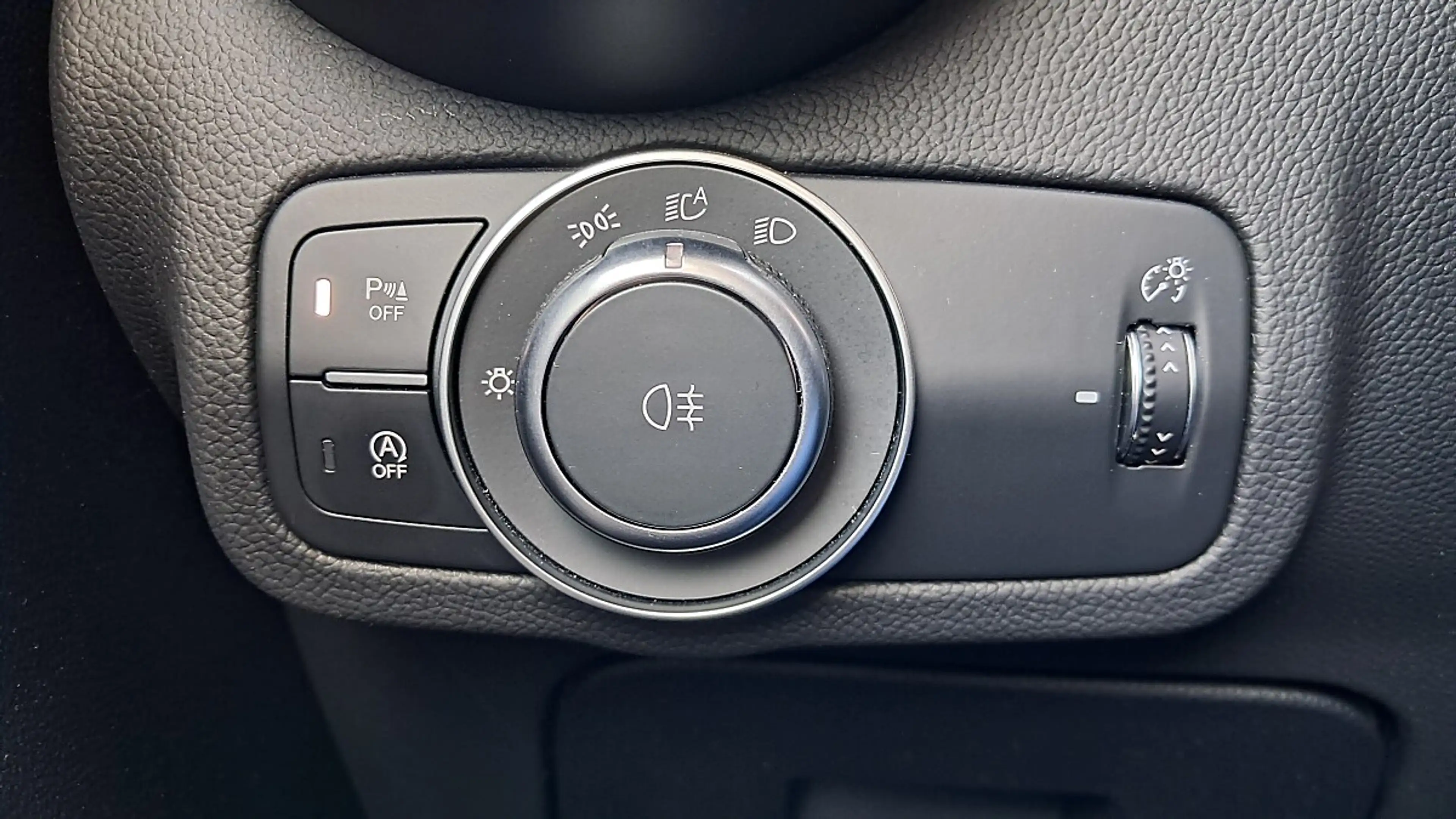 Alfa Romeo Stelvio 2.2 JTDM Business Q4 (EURO 6d) — photo 13