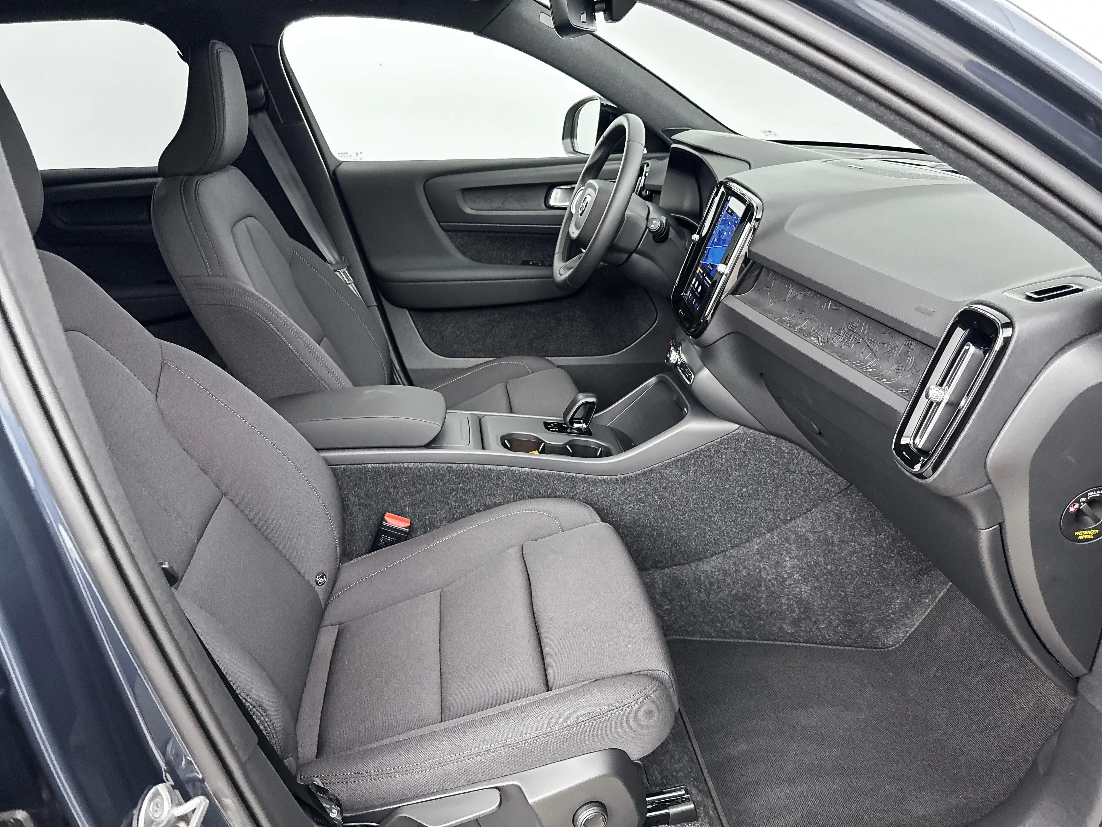 Volvo EX40 Single Motor Plus 70kWh | 19" | 360 Camera | Getin — photo 13