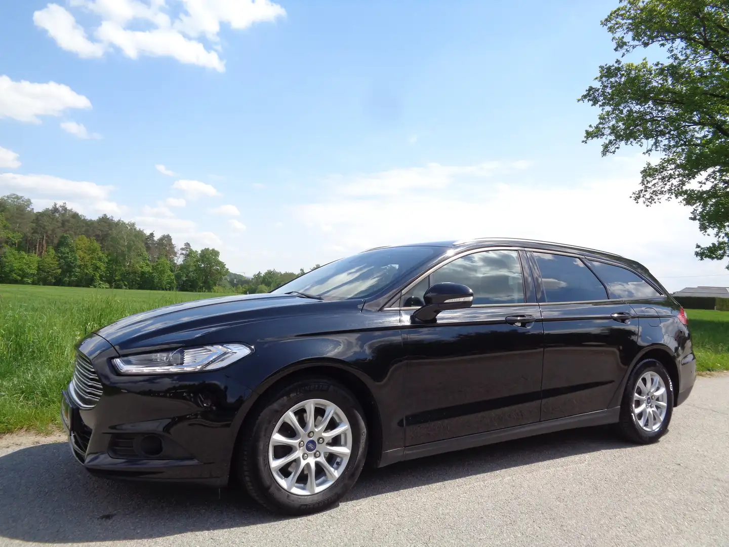 Ford Mondeo Turnier 2.0 TDCi PowerShift-Aut. BUSINESS EDITION Negro - 1