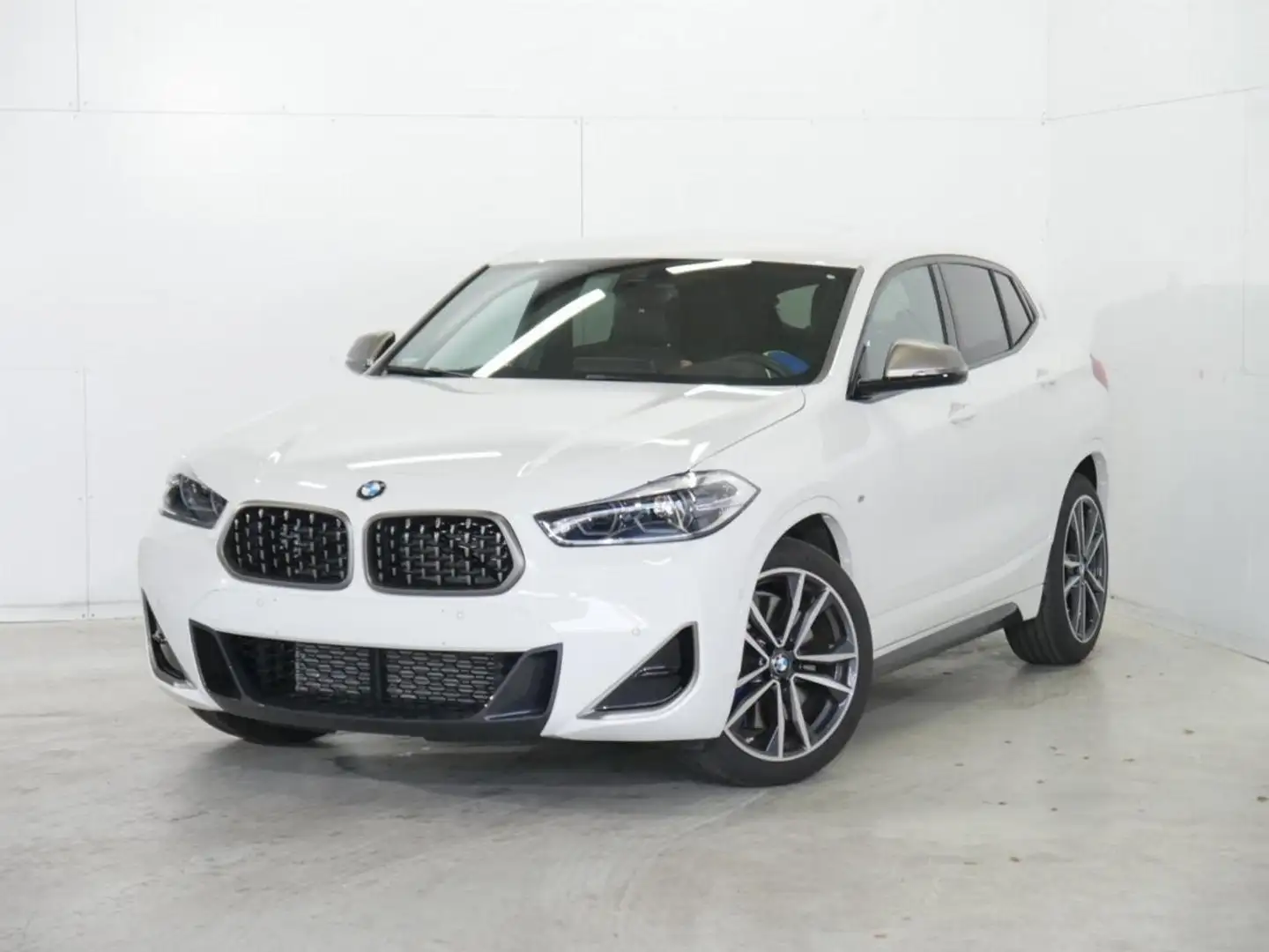 BMW X2 M M35 i (Leasing Vertragsübernahme 470,- €) Bílá - 1