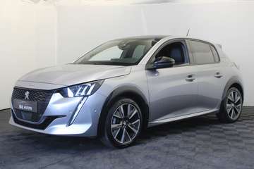 1.2 PureTech GT-Line |Pano|Navi|Camera|