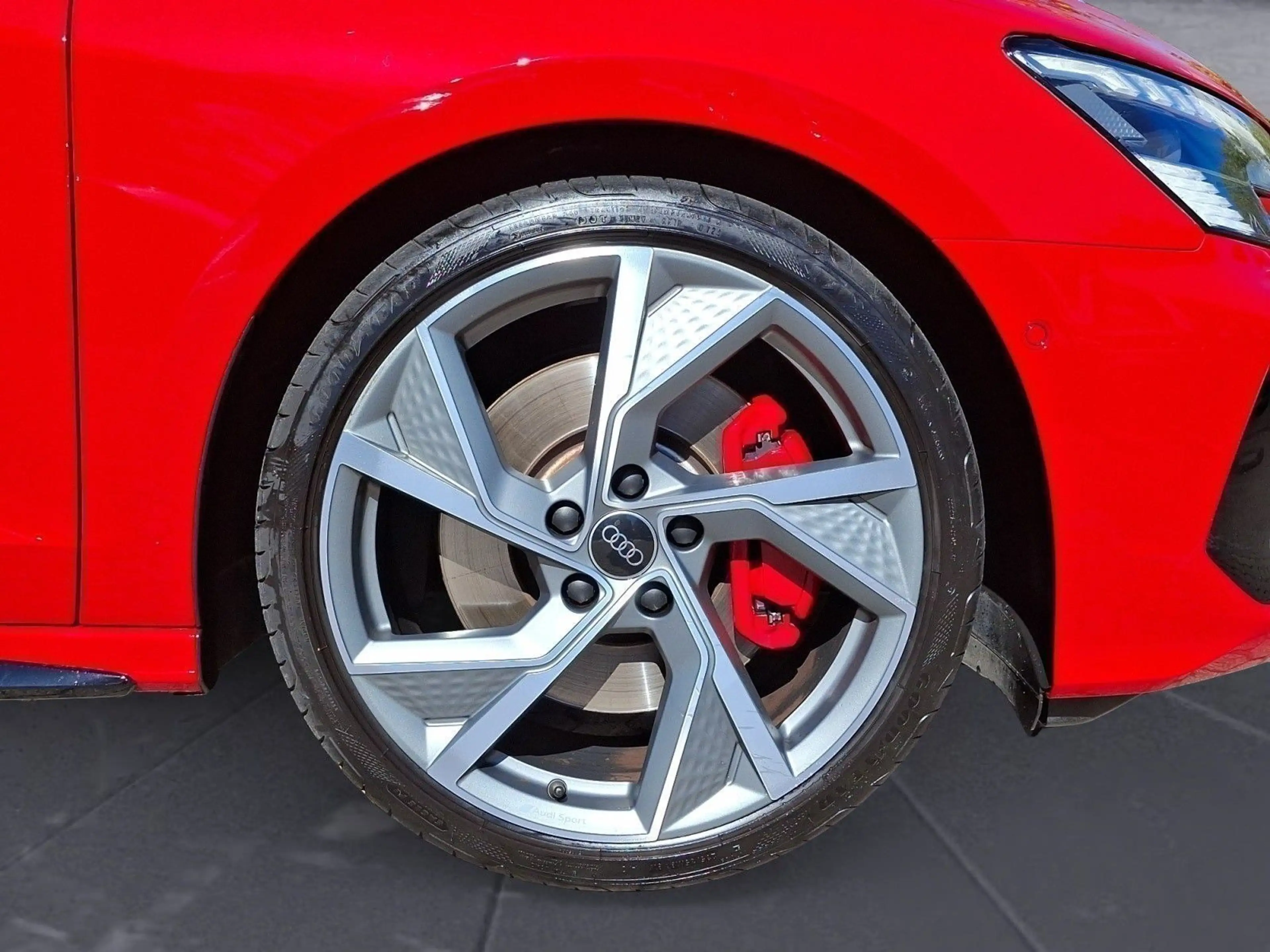 Audi S3 TFSI 228(310) kW(PS) S — photo 7