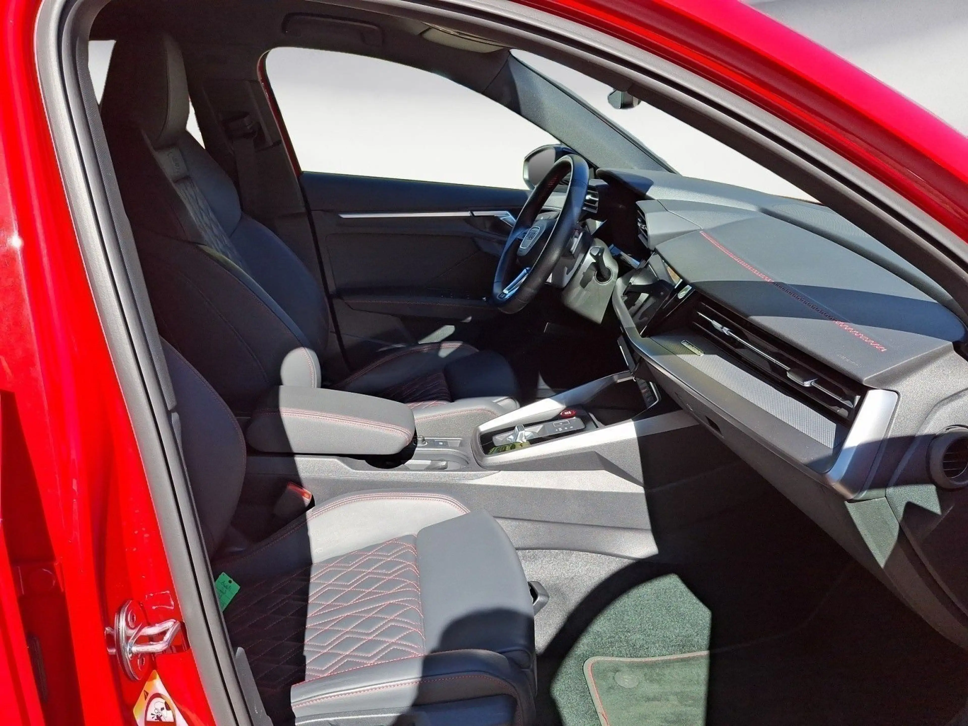 Audi S3 TFSI 228(310) kW(PS) S — photo 13