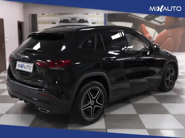 Mercedes-Benz Gla view 5