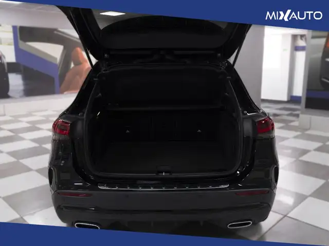 Mercedes-Benz Gla view 7