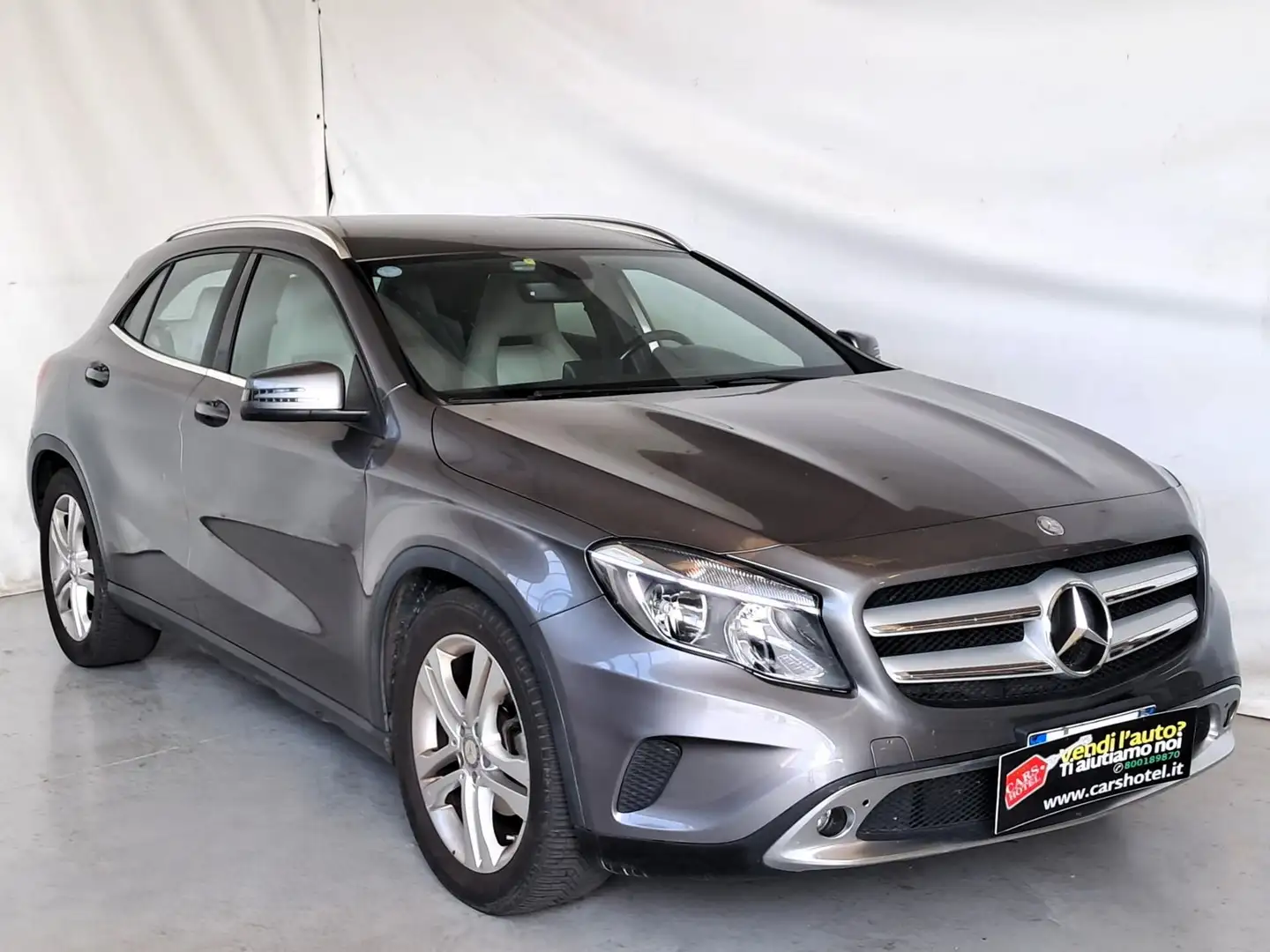 Mercedes-Benz GLA 200 GLA 200 CDI Automatic Sport Grigio - 2