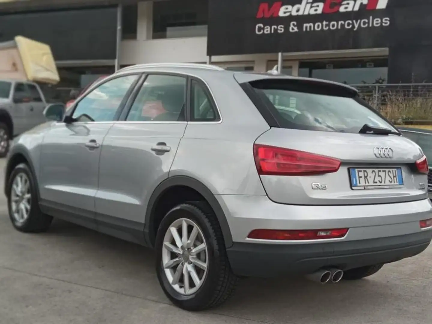 Audi Q3 quattro, gomme nuove Grau - 1