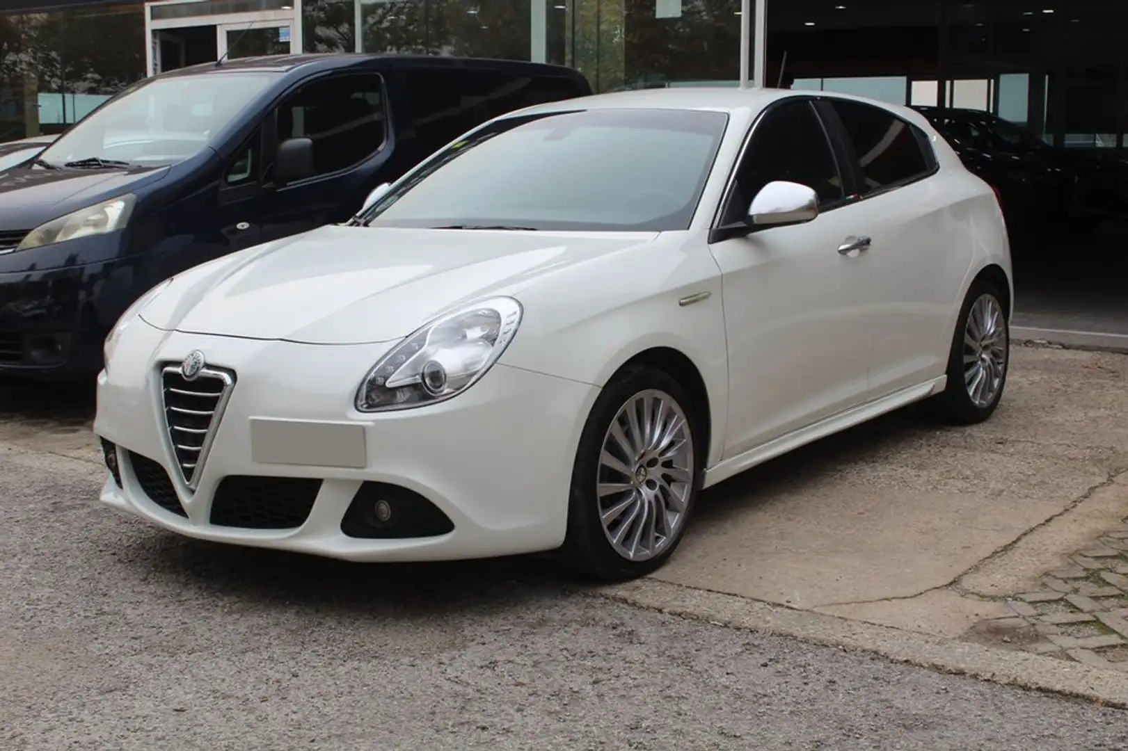 Alfa Romeo Giulietta 1.6JTDm Distinctive Blanc - 2