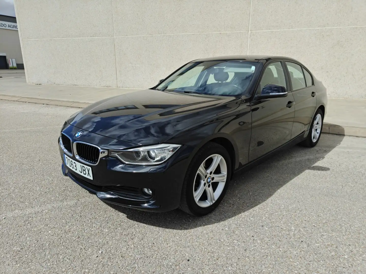 BMW 318 318d Modern Negro - 2