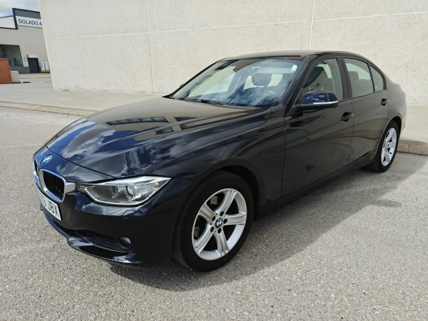 BMW 318 318d Modern Negro - 1