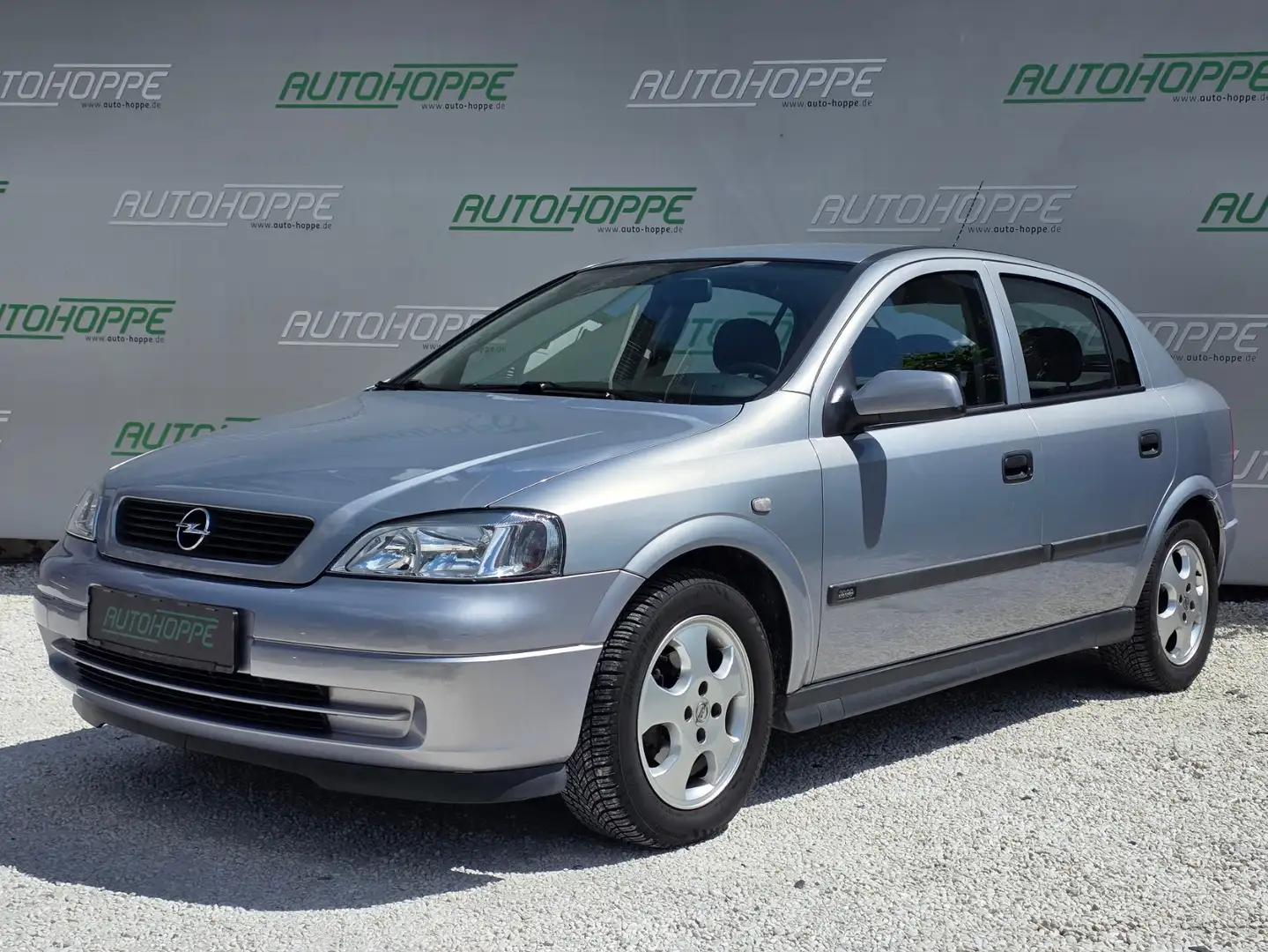 Opel Astra 1.2, Klima, Allwetterräder, 1. Hand, Scheckheft Silber - 1