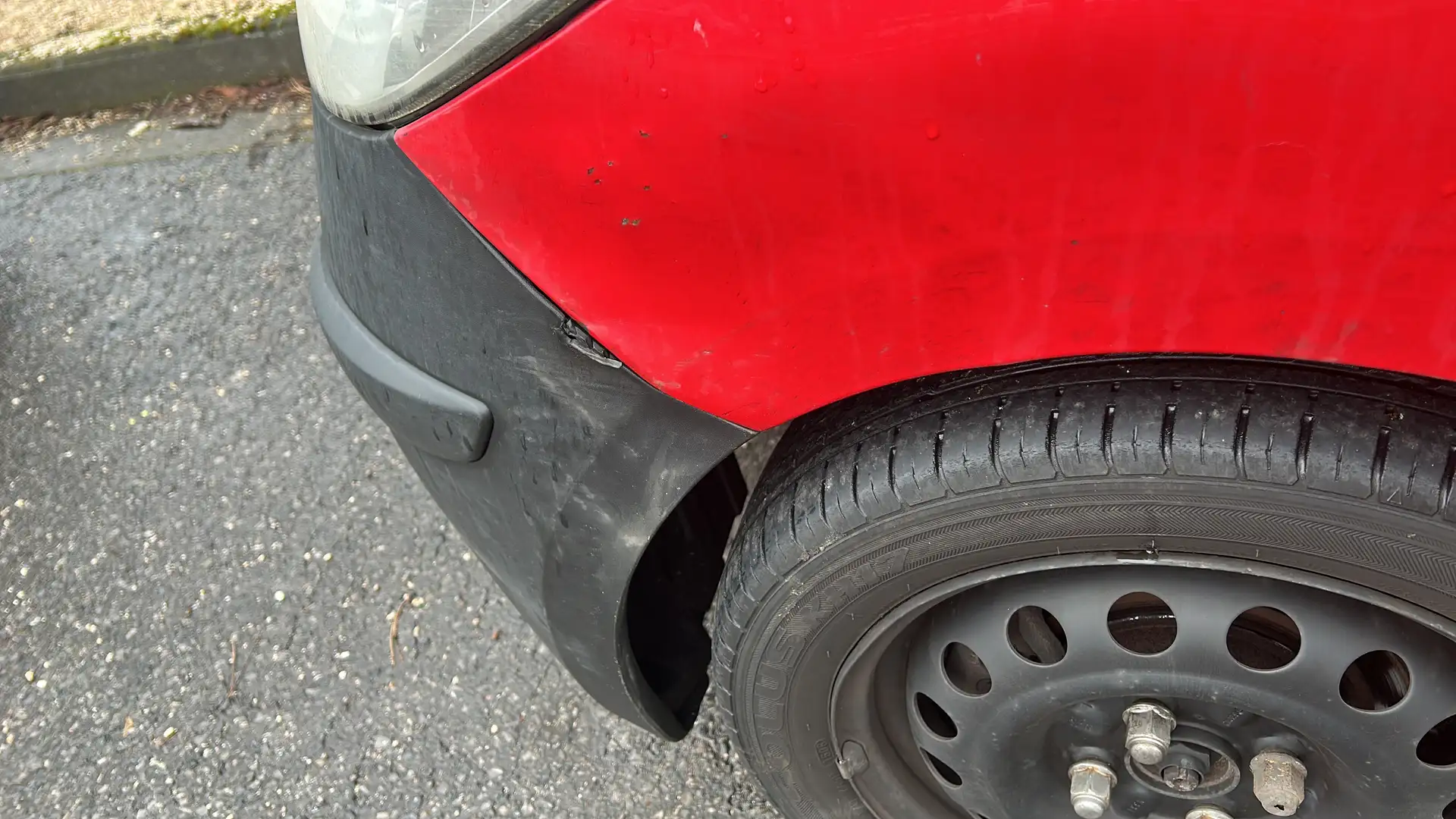 Hyundai i10 1.1i Comfort Roşu - 1