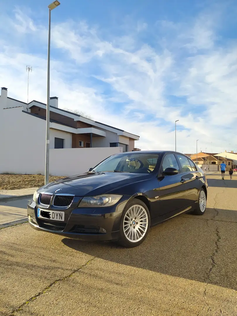 BMW 320 320d - 2