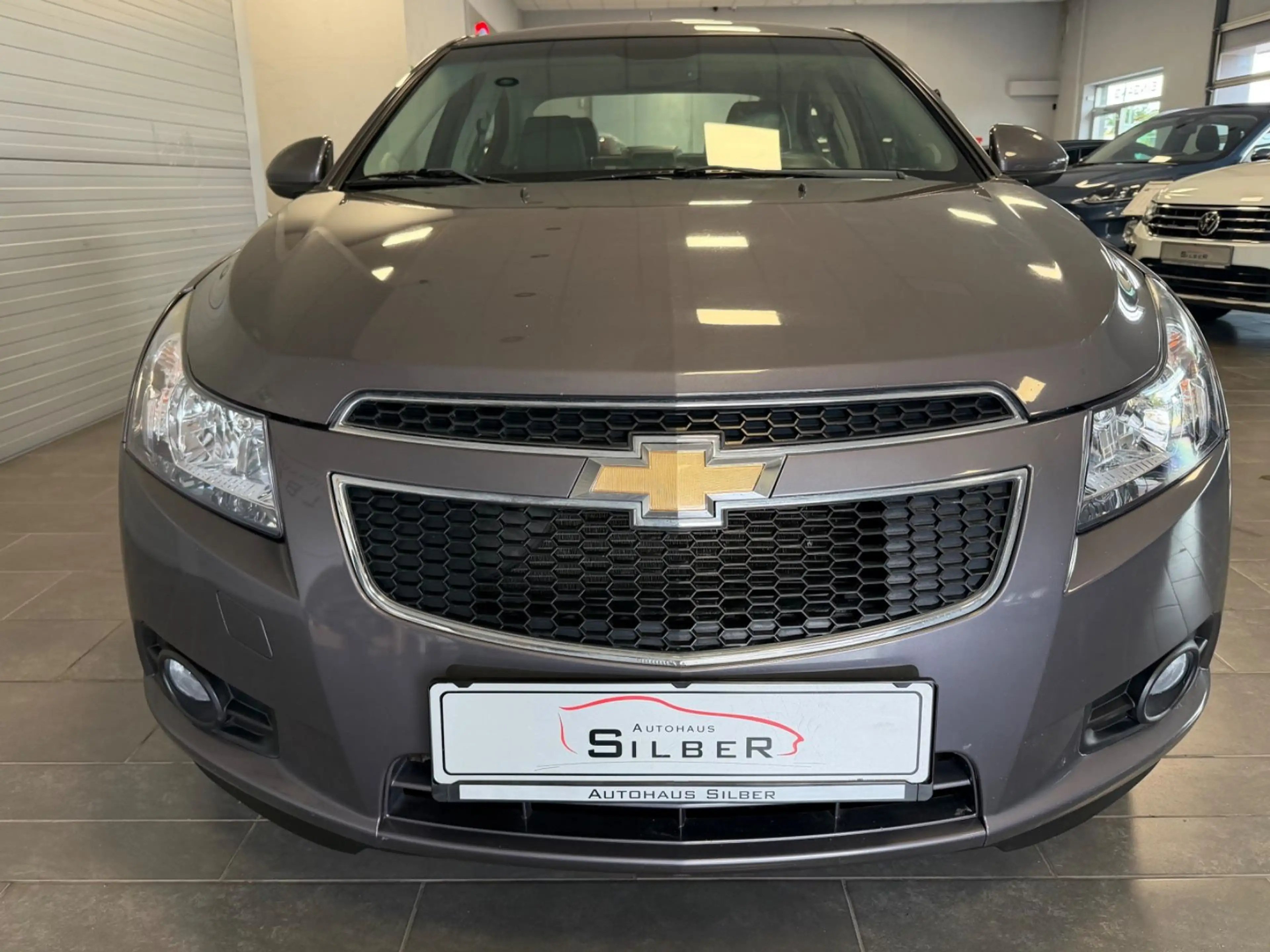 Chevrolet Cruze LTZ 2.0 D Aut. Leder/Sitzhz/PDC/Navi — photo 2