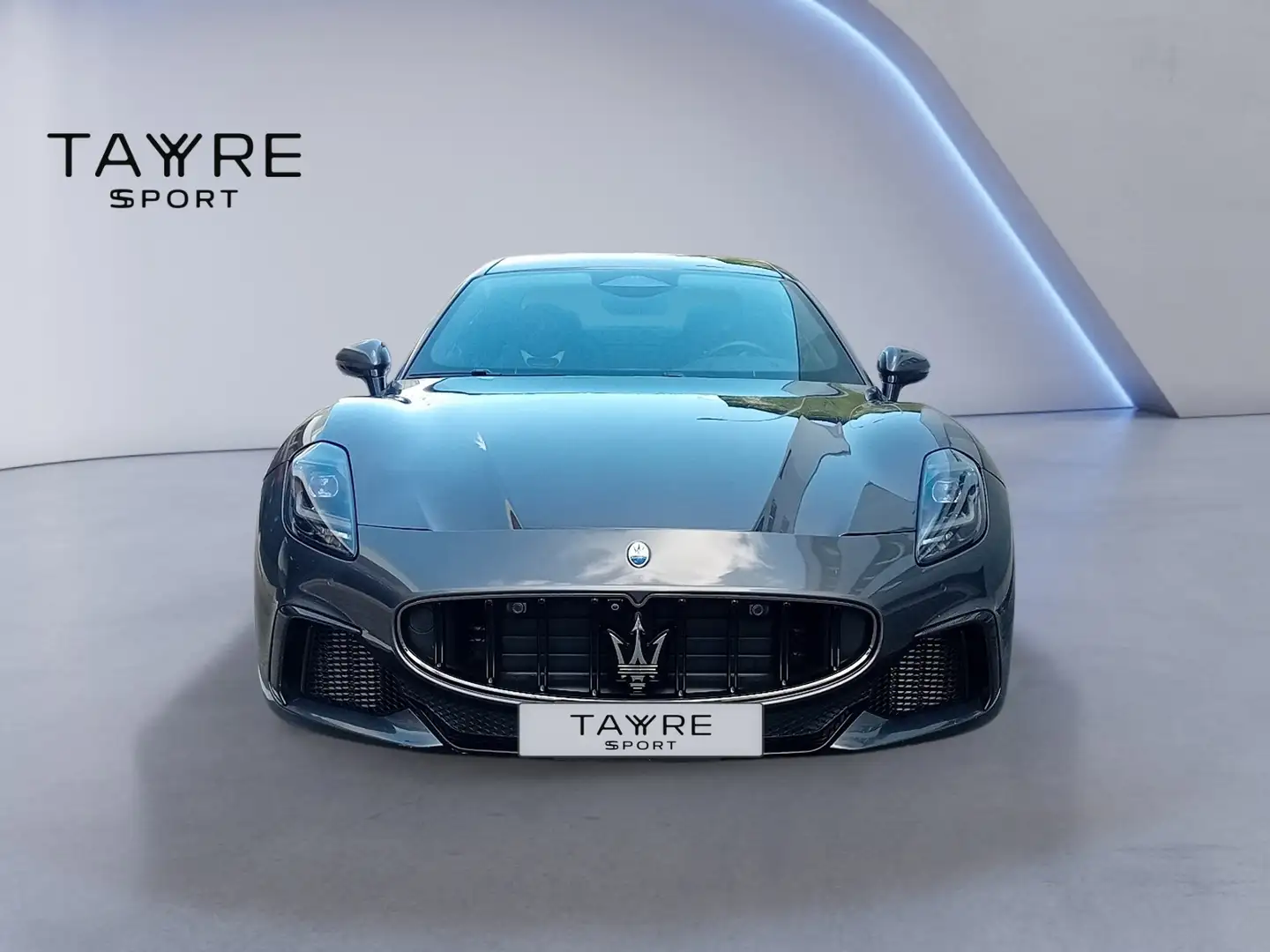 Maserati GranTurismo Trofeo Aut. 550 AWD - 2