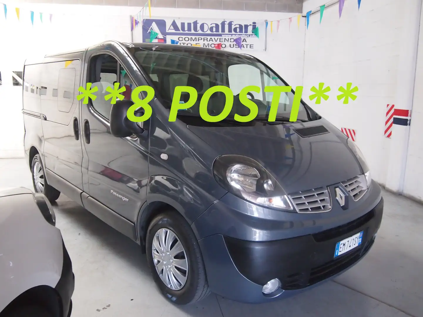 Renault Trafic 2.0DCI 115CV 8 POSTI PASSENGER Grigio - 1