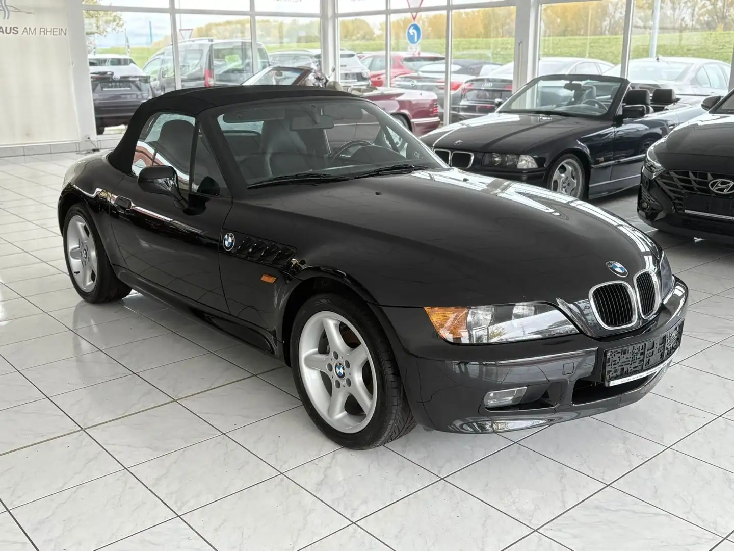 BMW Z3 Roadster+M-Lenkrad+Leder+Sitzh+Klima+1.Hand Noir - 2
