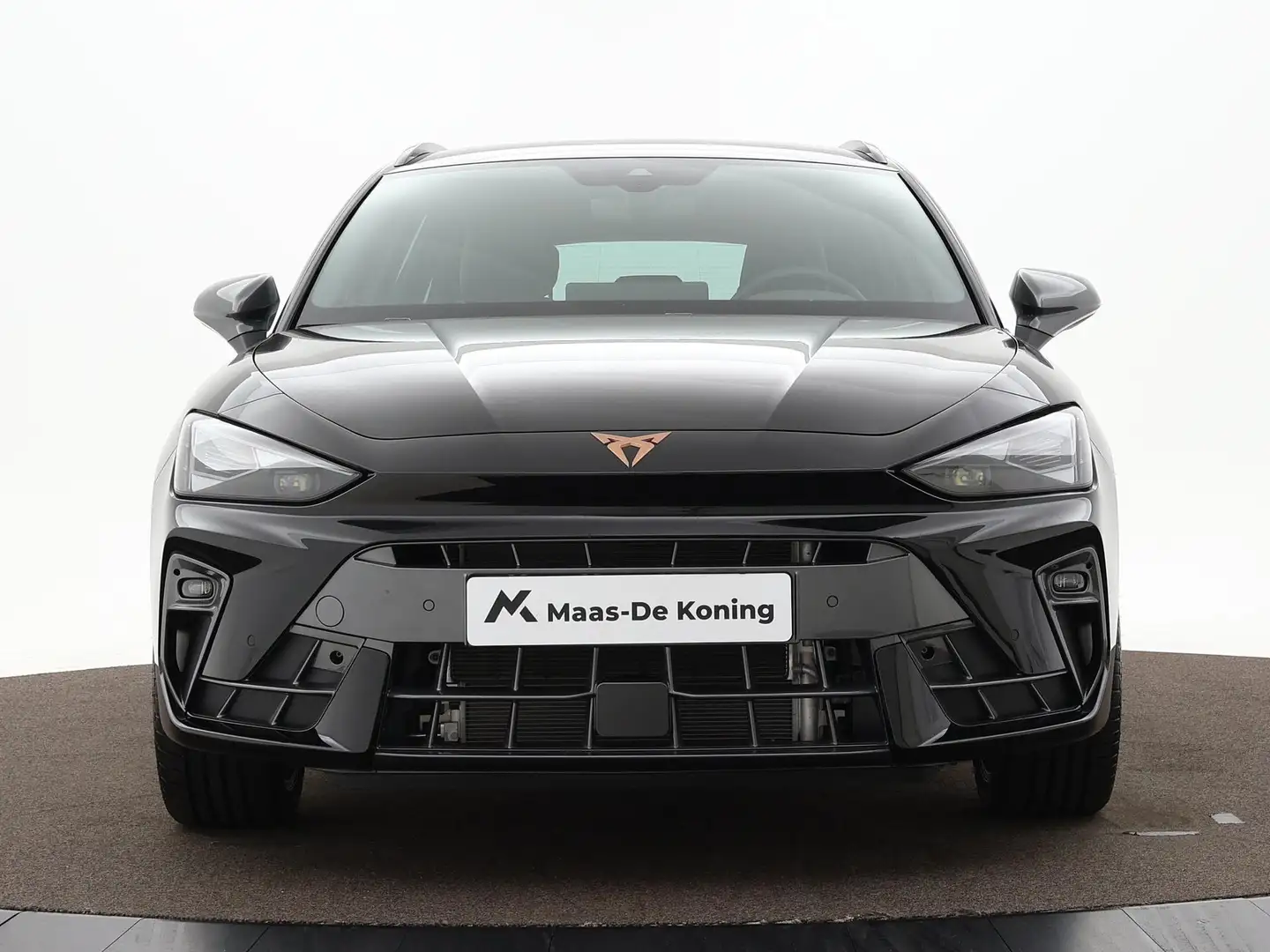 CUPRA Leon Sportstourer 1.5 Tsi 204pk DSG e-Hybrid Business · Zwart - 2