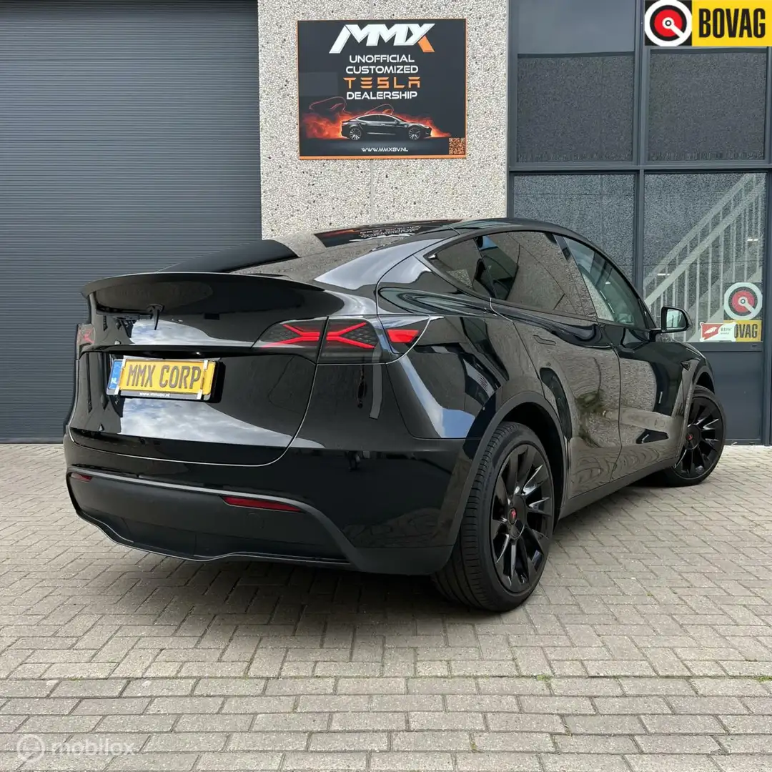 Tesla Model Y RWD 2023 X-TREME ACHTERLICHT Noir - 1