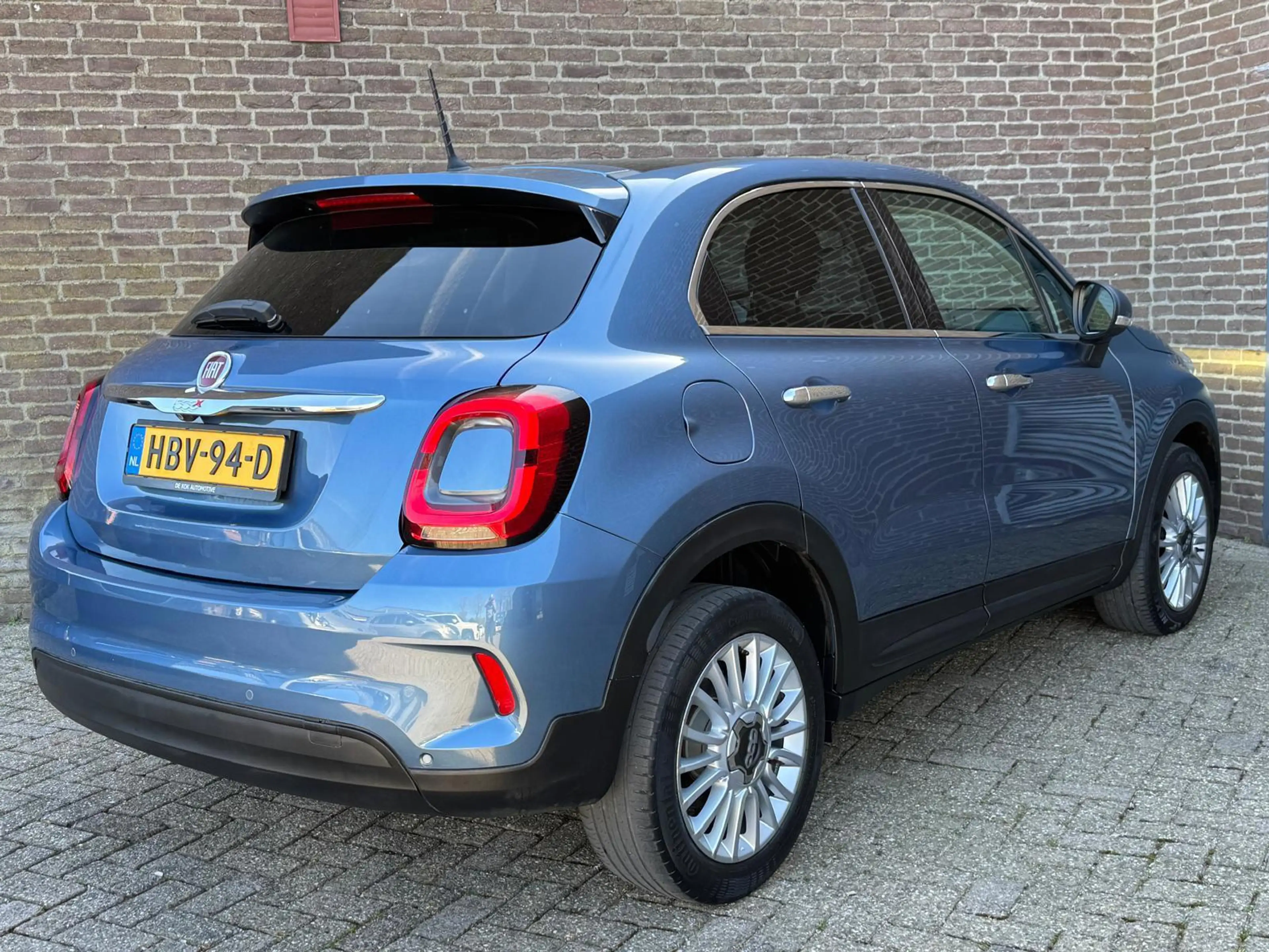 Fiat 500X 1.0 GSE Urban Pano Carplay Led Camera Lane-assist — photo 3