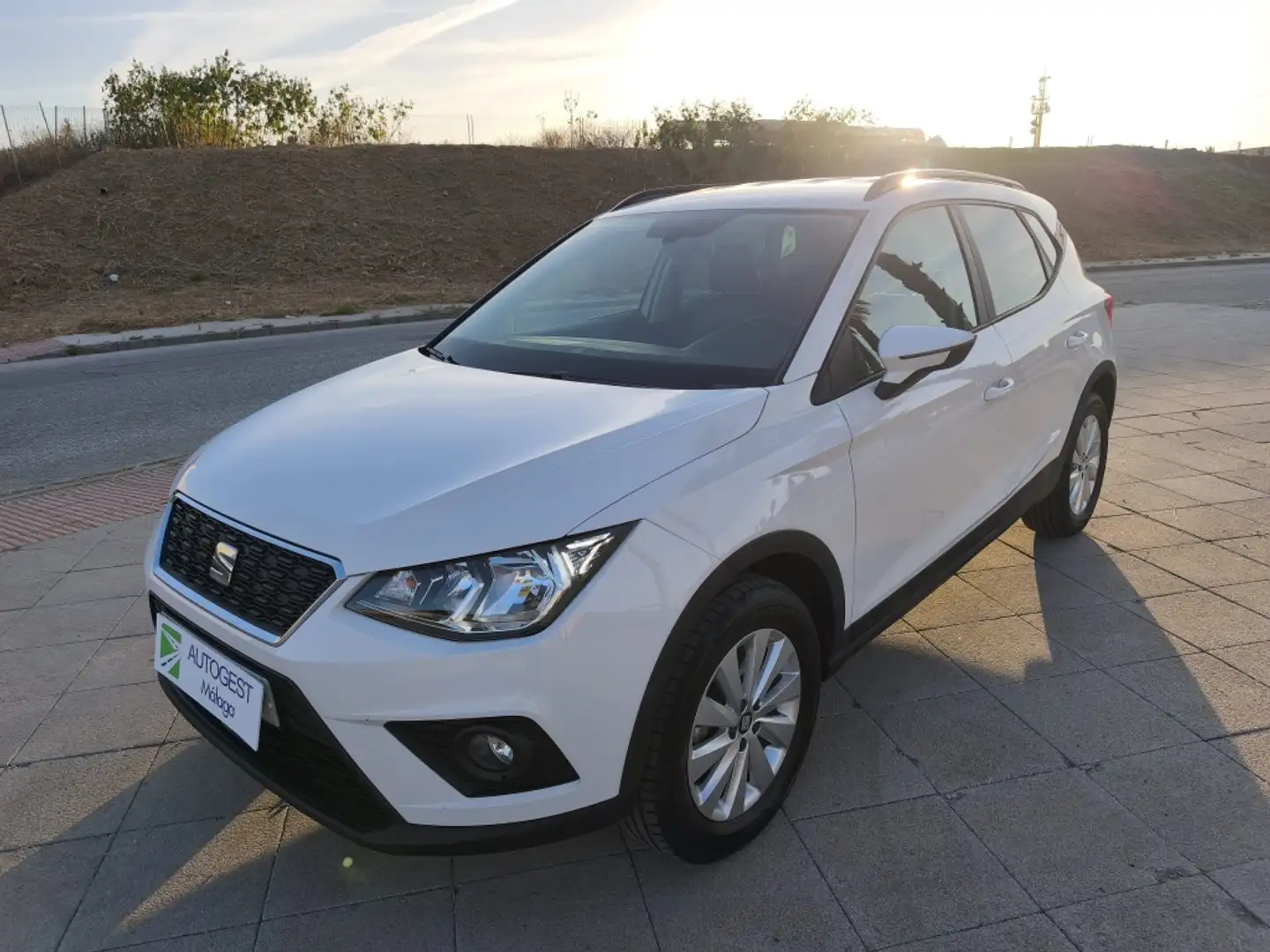 SEAT Arona 1.0 TSI Ecomotive S&S Style 95 Blanc - 2