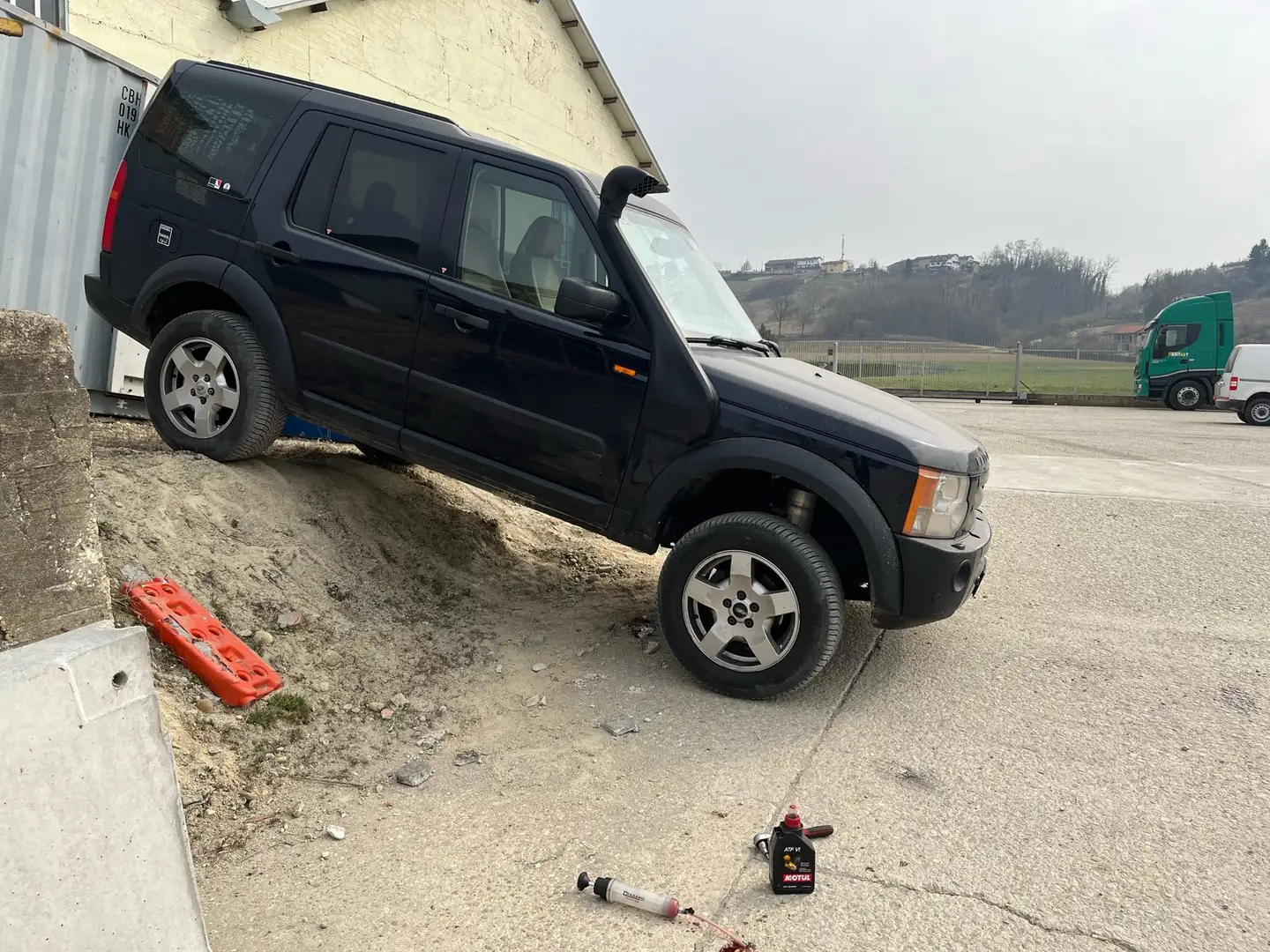 Land Rover Discovery 2.7 tdV6 HSE Blauw - 2