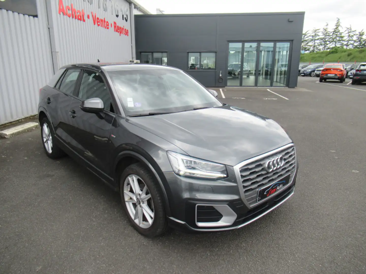 Audi Q2 35 TFSI 150CH COD S LINE S TRONIC 7 Gris - 2