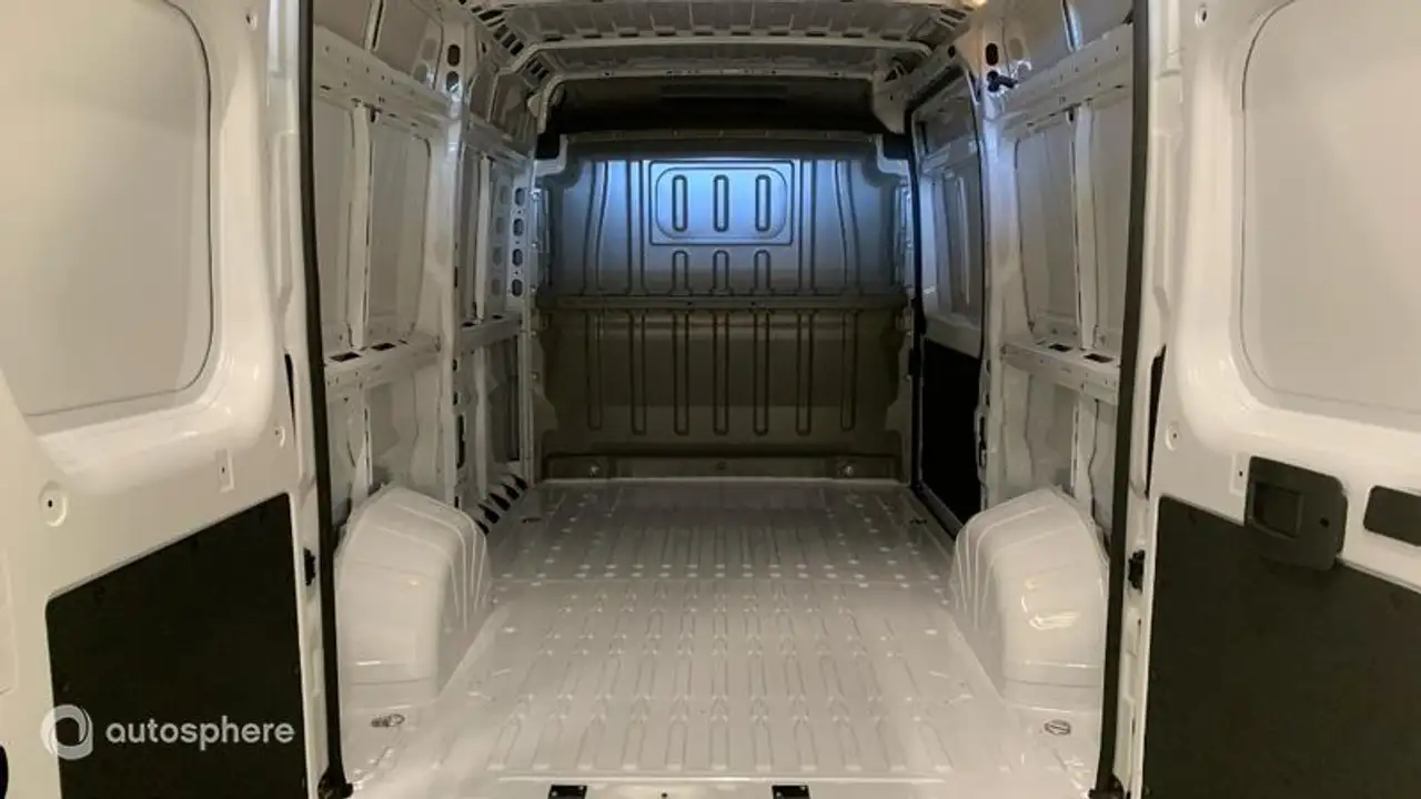 Peugeot Boxer 2026 — фото 14