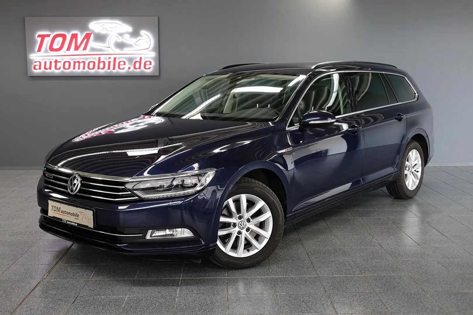 Volkswagen Passat Variant Passat 2.0 TDI Var. 4Motion LED*ACC*1HAND*MWST Blau - 1