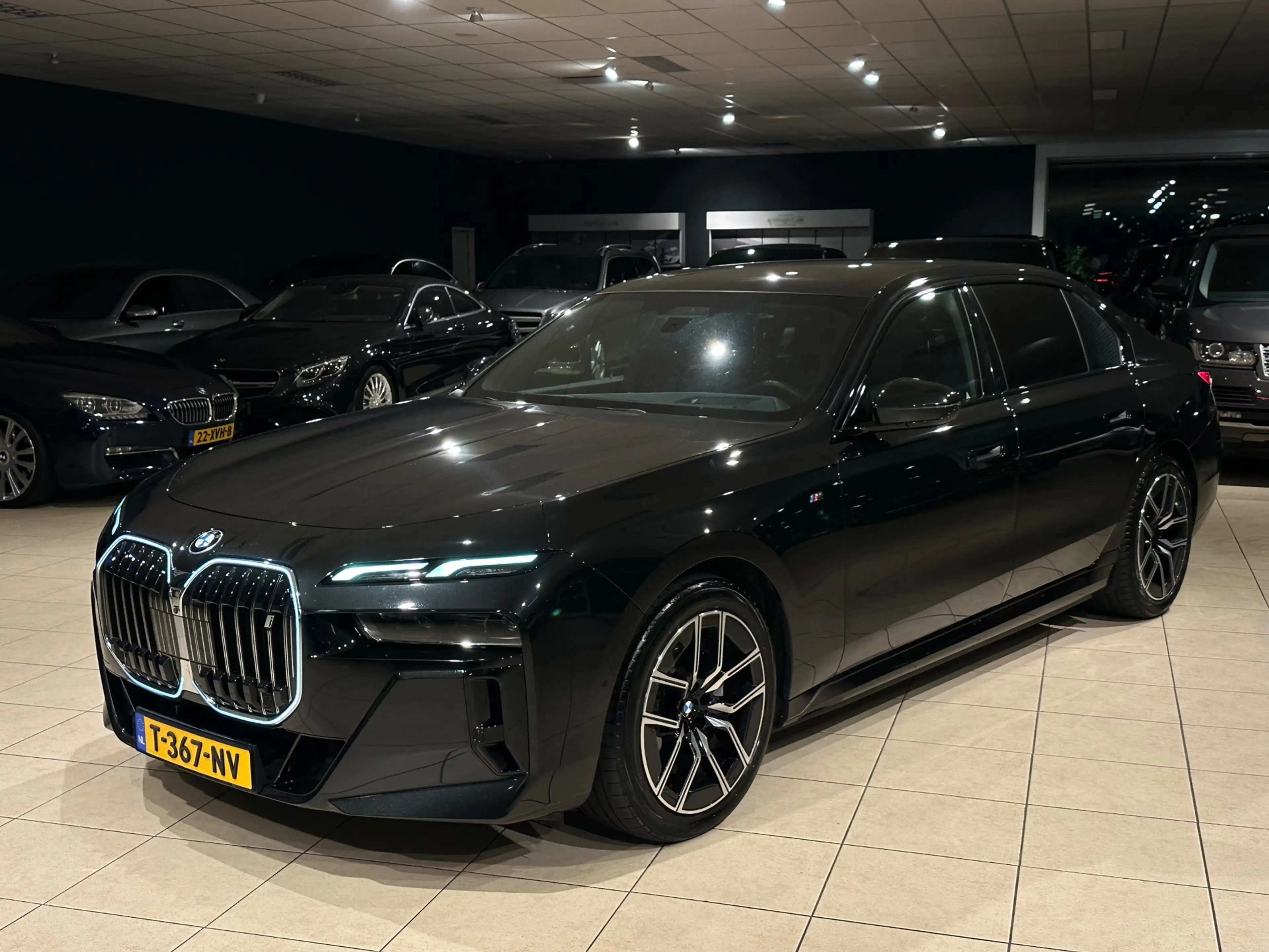 BMW i7 XDrive60 106 kWh/BTW|NAP|MASSAGE|PANO|SKYLOUNGE|VO — photo 2