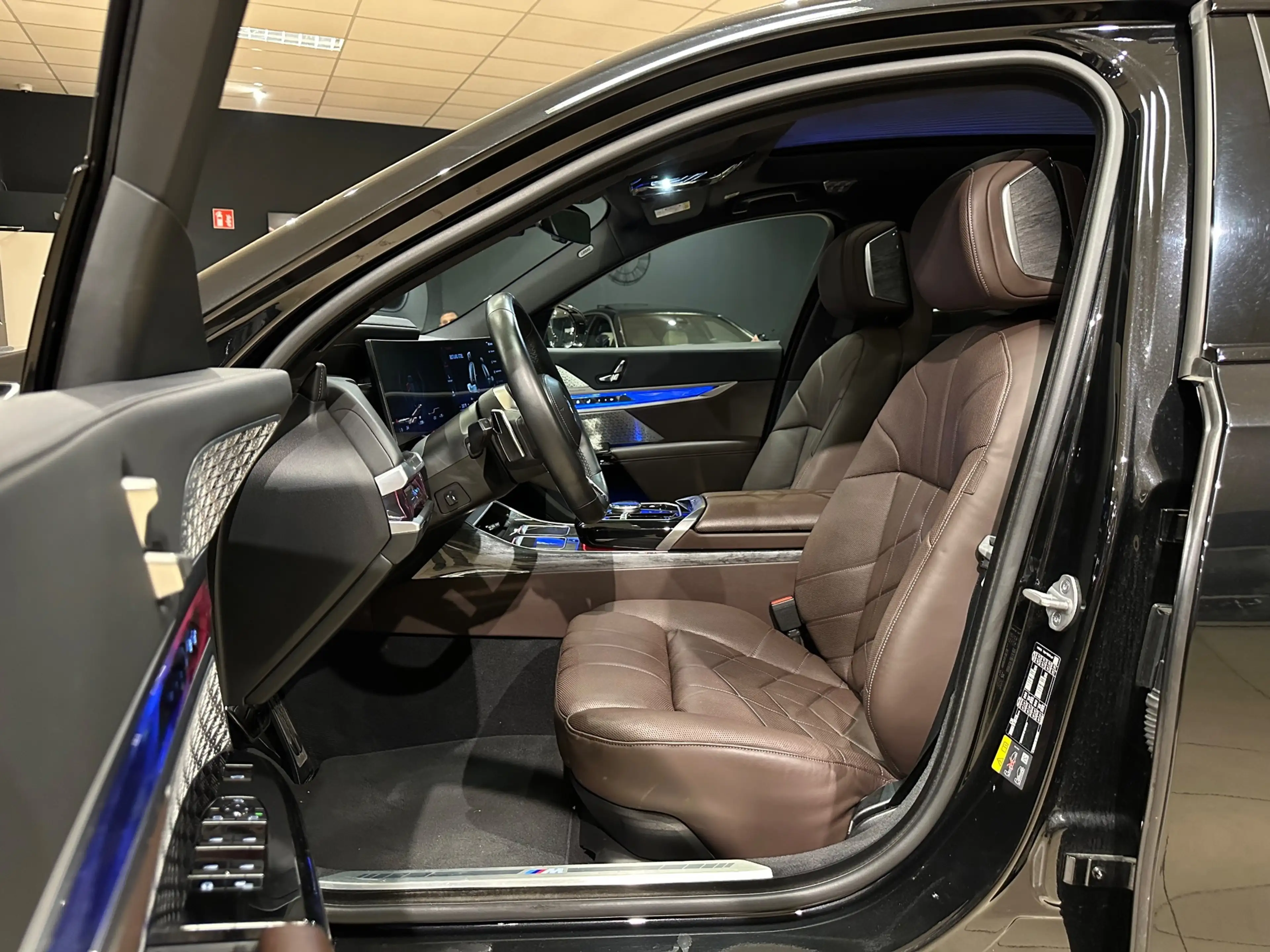 BMW i7 XDrive60 106 kWh/BTW|NAP|MASSAGE|PANO|SKYLOUNGE|VO — photo 15