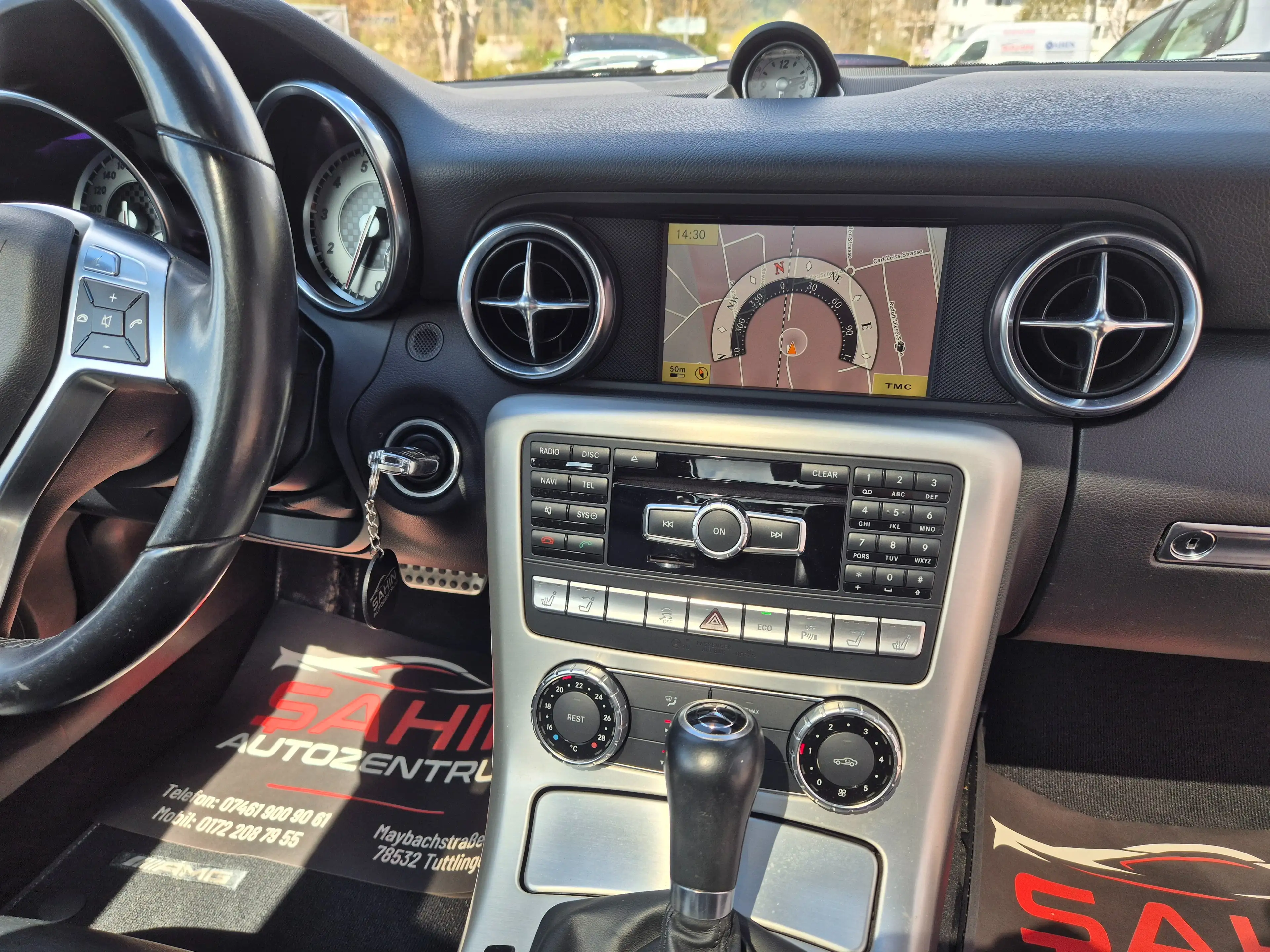 Mercedes-Benz SLK 250 7G AMG Line Airscarf Navi BiXenon ILS H&K Pano PTS — photo 13