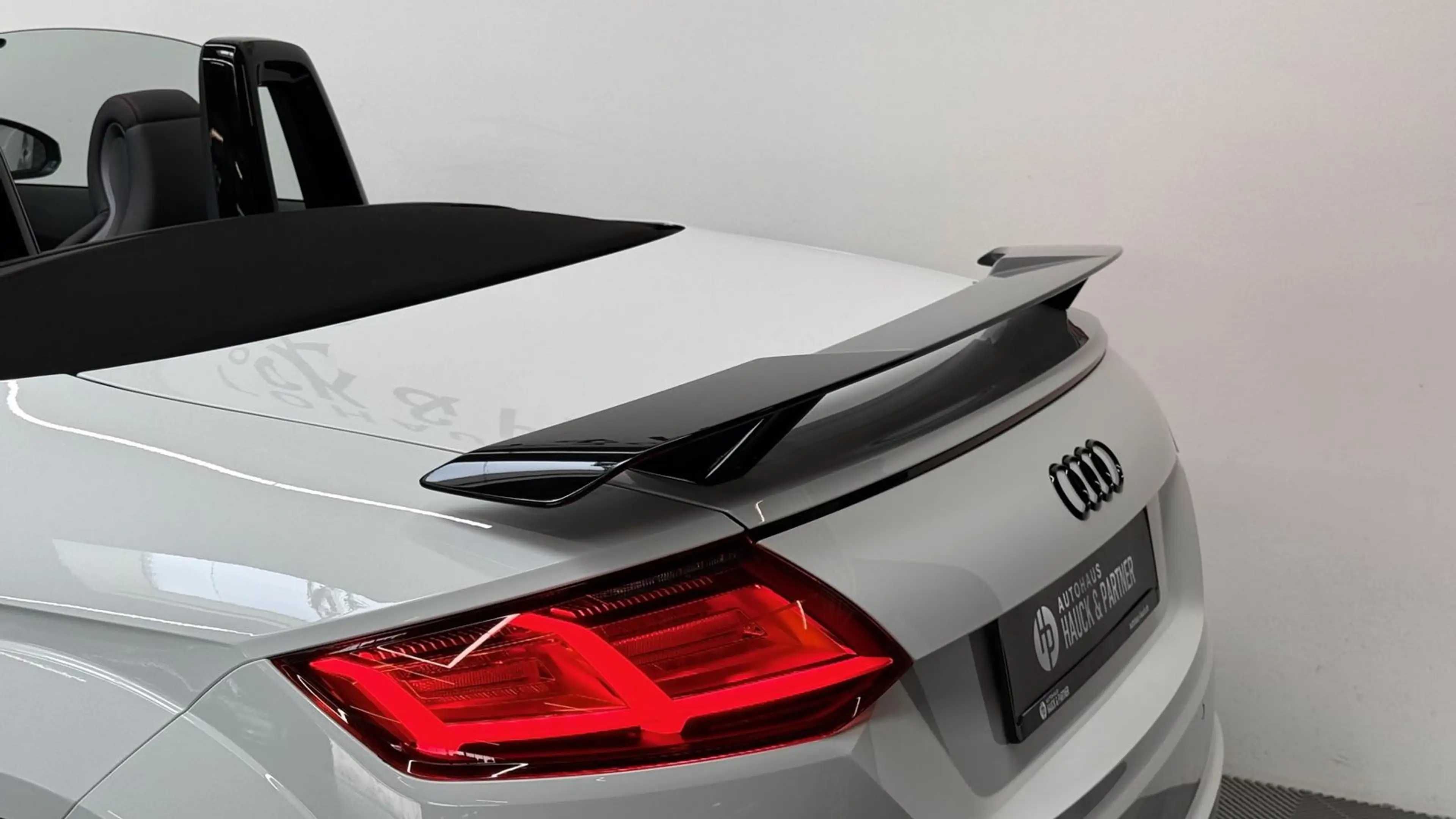 Audi TT 45 TFSI Competition Roadster *B&O*Matrix*Kam — photo 6