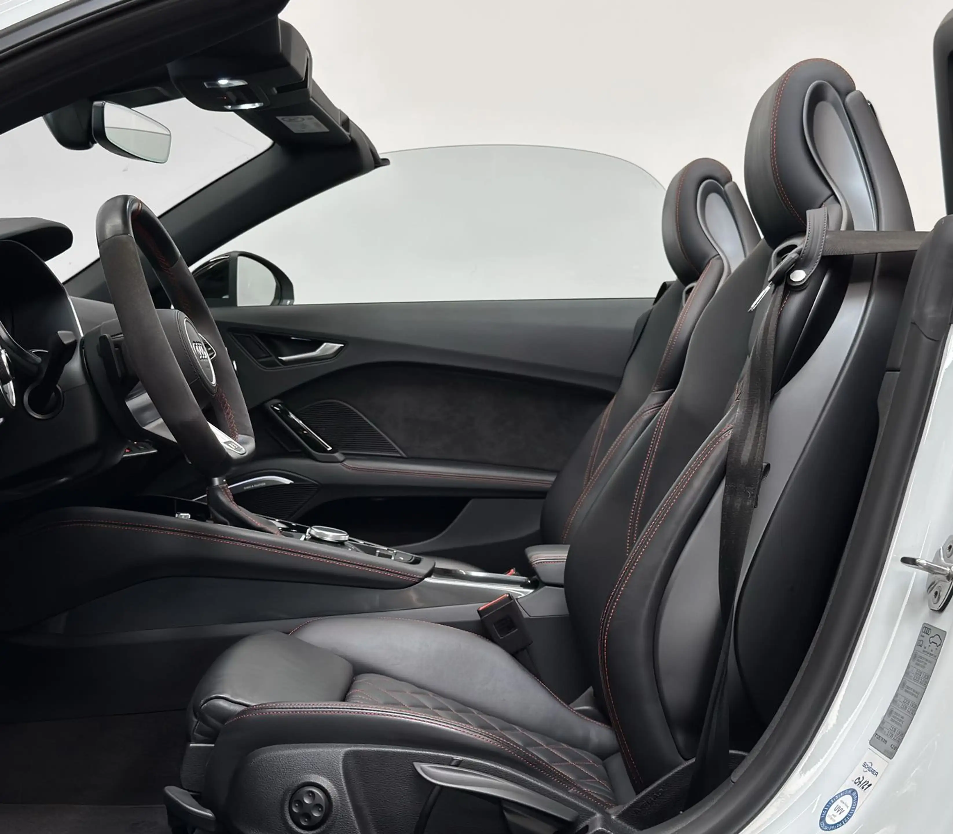 Audi TT 45 TFSI Competition Roadster *B&O*Matrix*Kam — photo 13