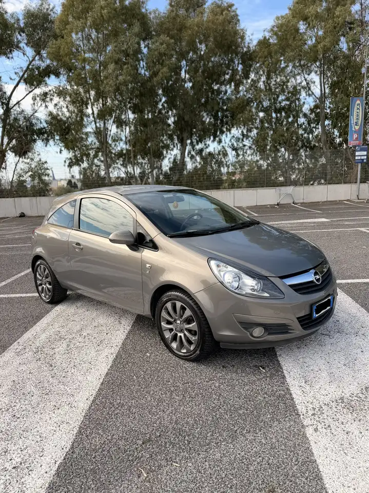 Opel Corsa 3p 1.3 cdti (ecoflex) Edition 95cv fap — photo 1 of 9