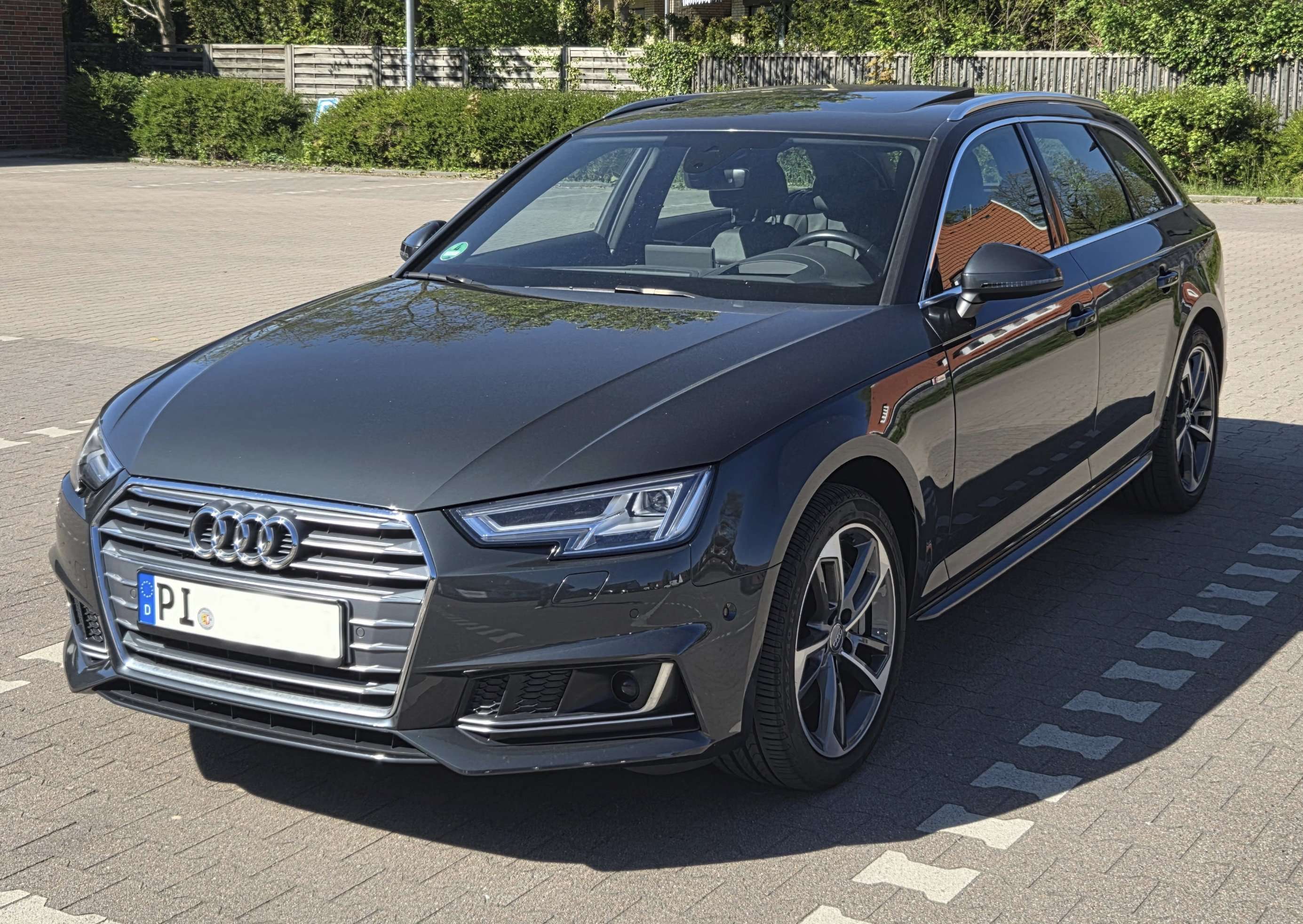 Second hand Audi A4 2.0