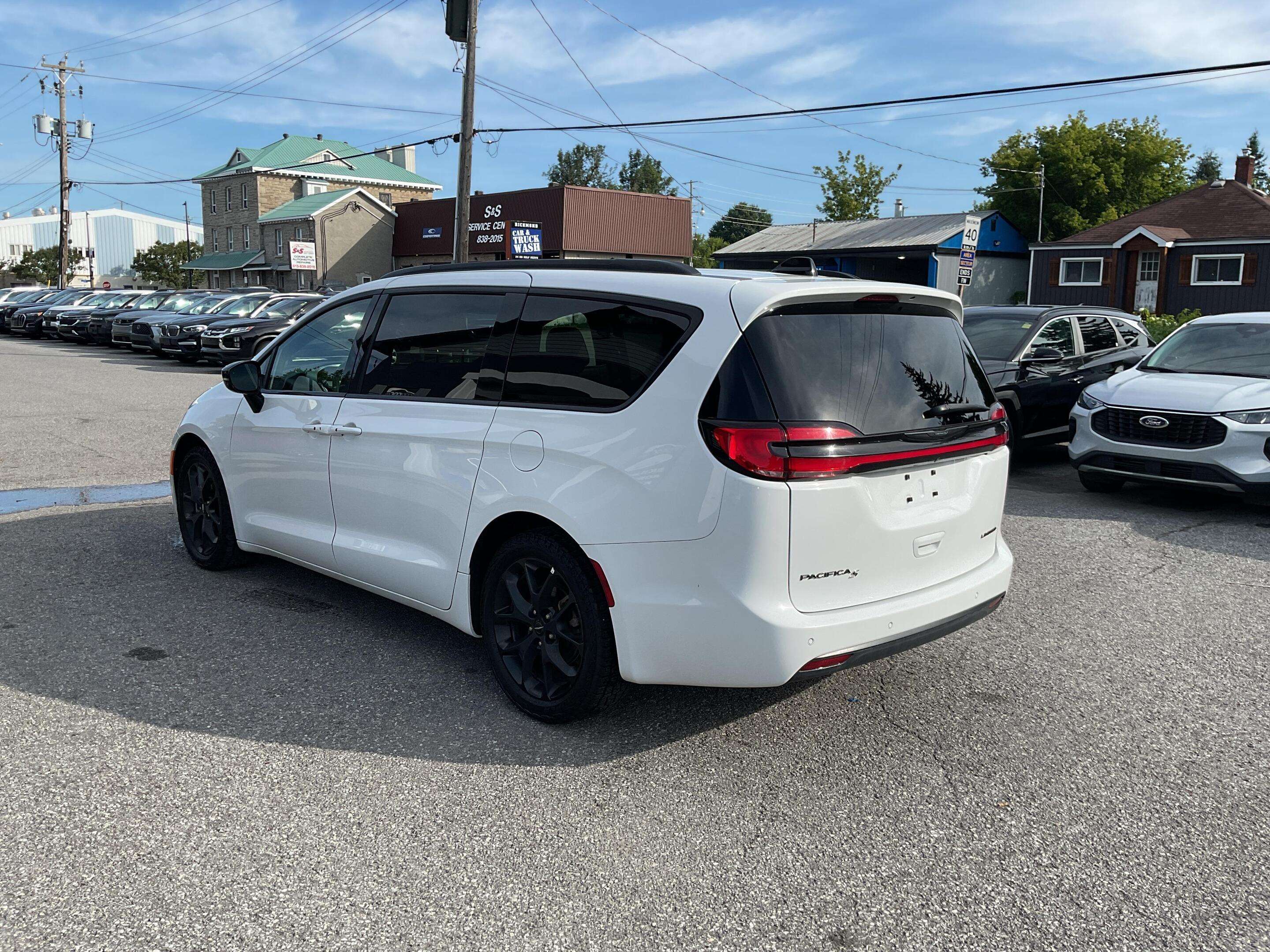 2025 Chrysler Pacifica Limited — снимка 1