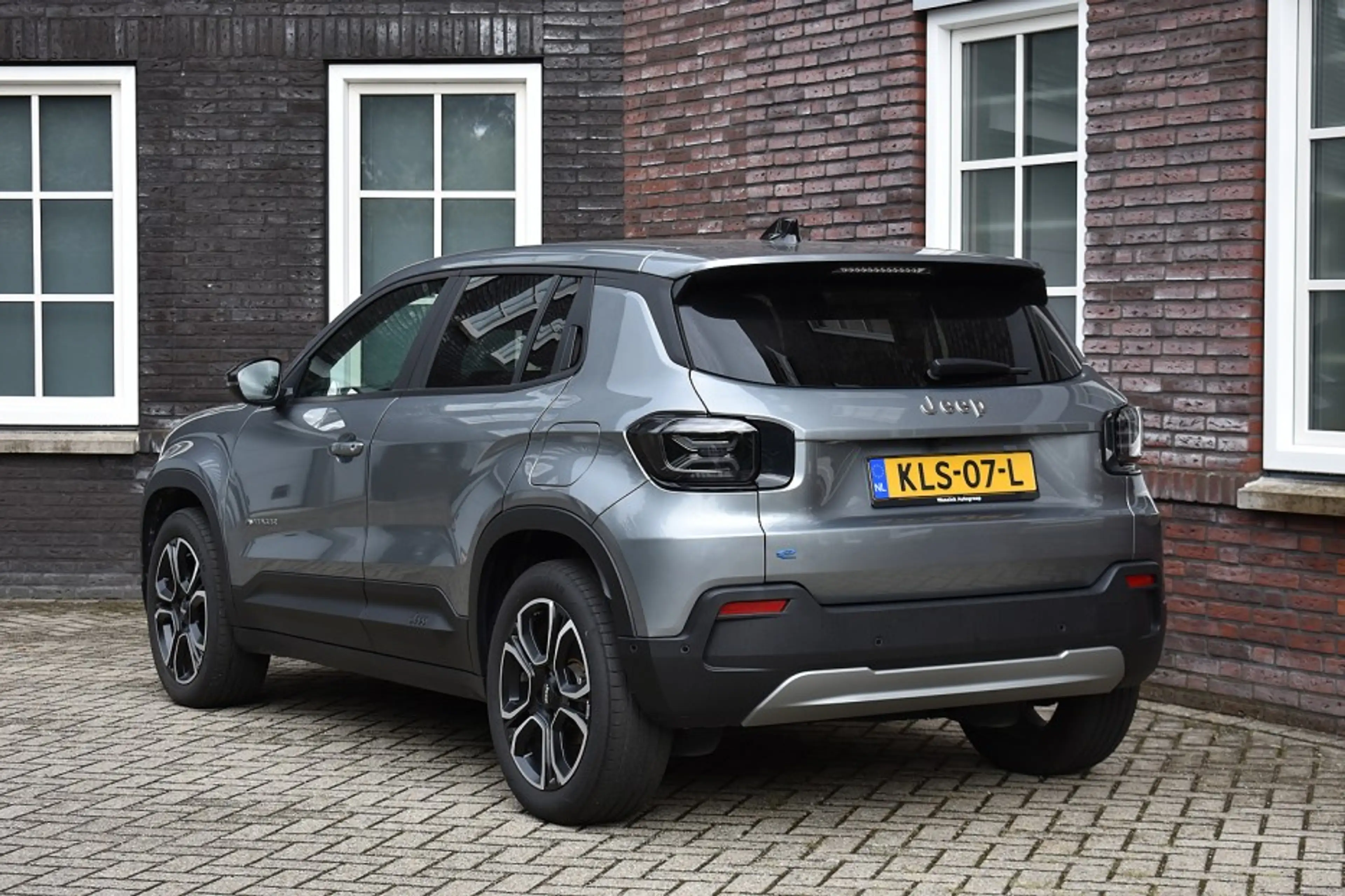 Jeep Avenger Summit 156pk Electric/SOH 98%/ Wij zijn op afspraa — photo 9