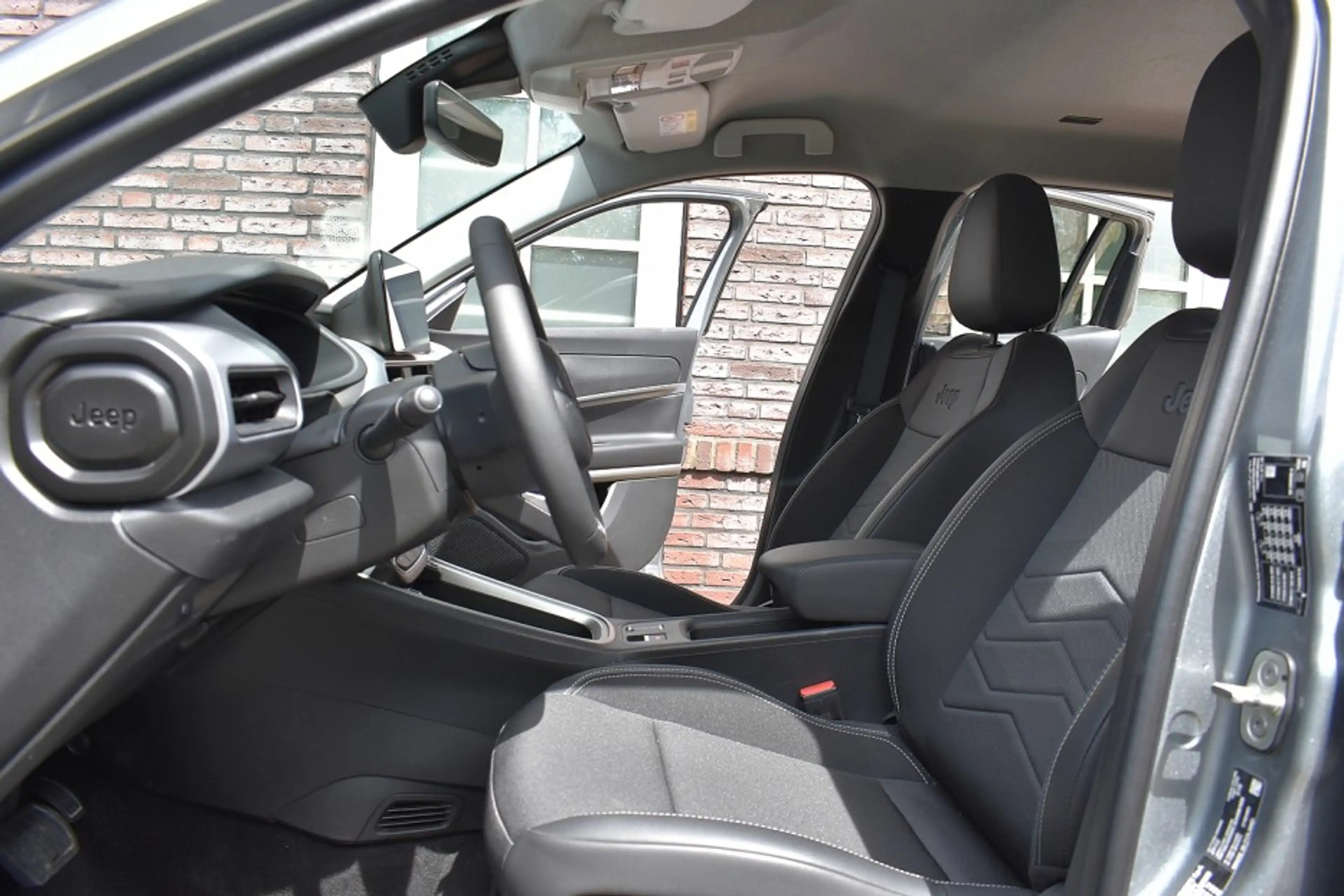 Jeep Avenger Summit 156pk Electric/SOH 98%/ Wij zijn op afspraa — photo 3