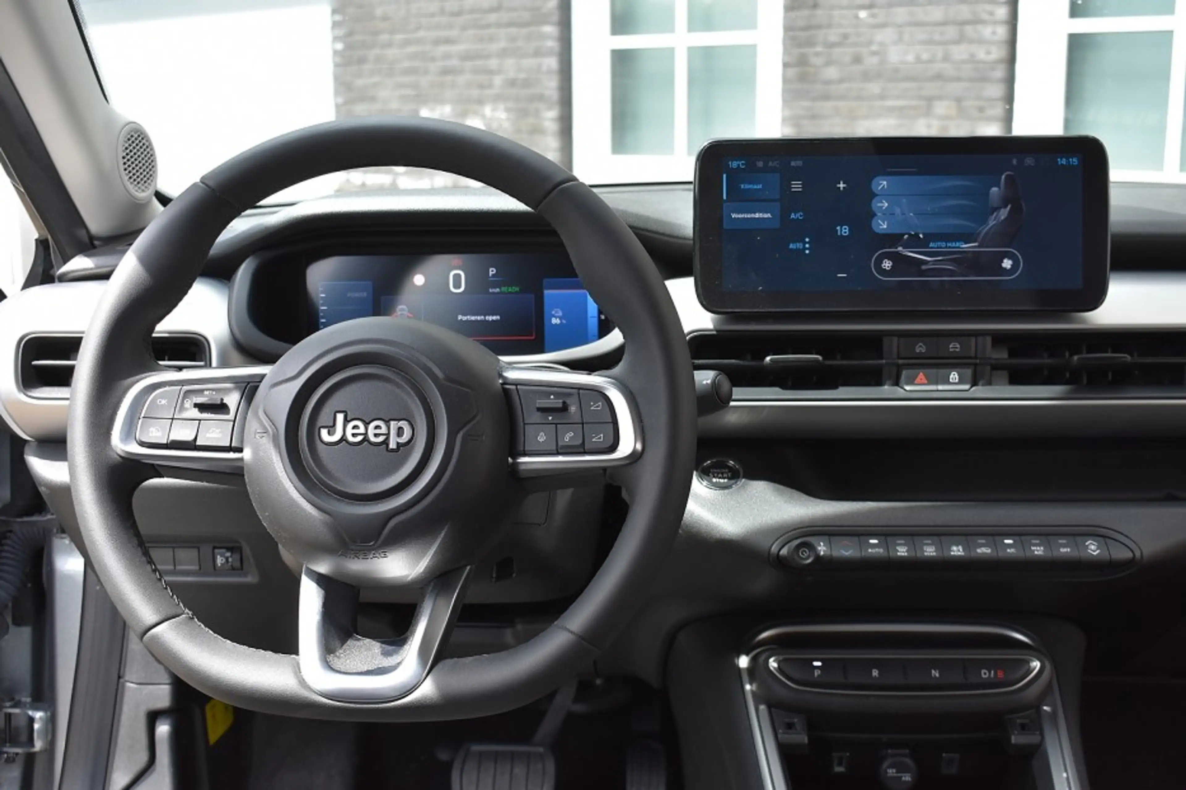 Jeep Avenger Summit 156pk Electric/SOH 98%/ Wij zijn op afspraa — photo 2