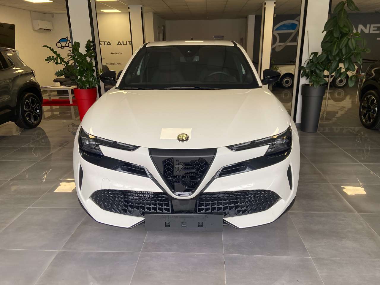 Alfa Romeo Junior JUNIOR SPECIALE 1.2 HYBRID 145cv e-dct - KMO 2025