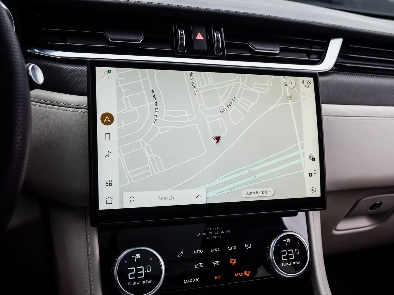 Jaguar F-Pace снимка Jaguar F-Pace