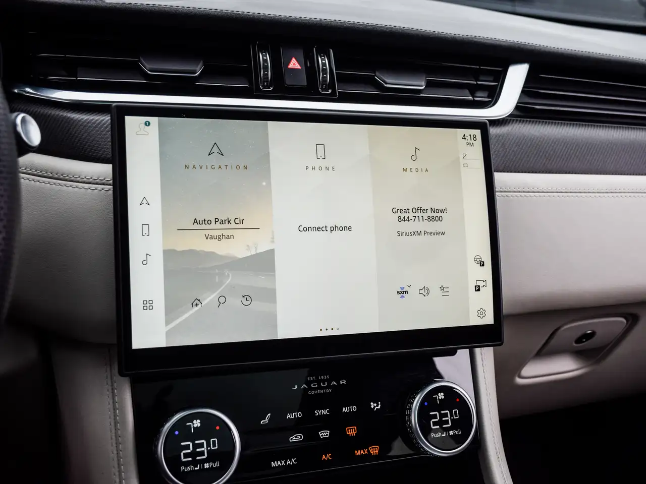 Jaguar F-Pace снимка Jaguar F-Pace