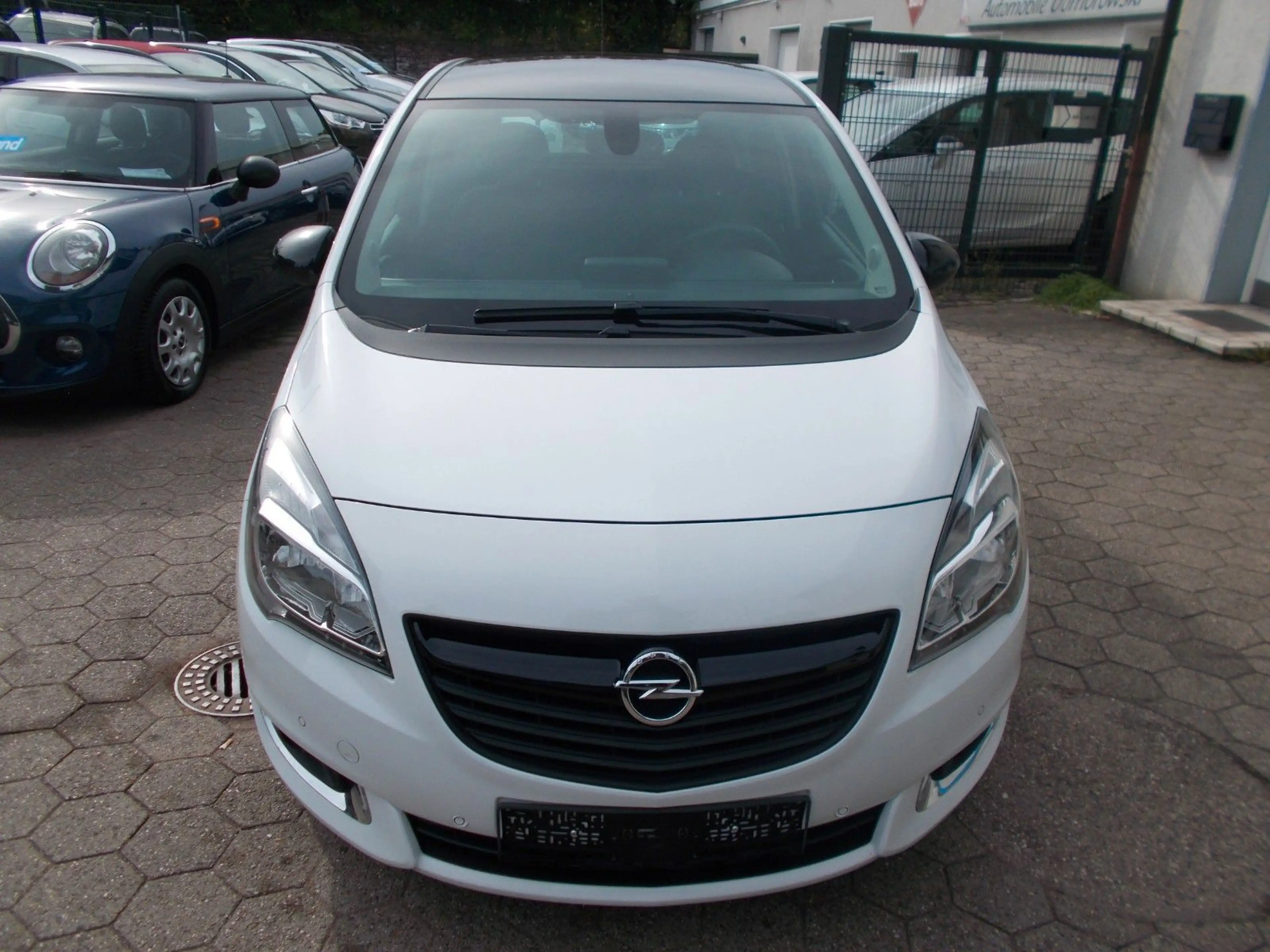 Opel Meriva B Edition — photo 4