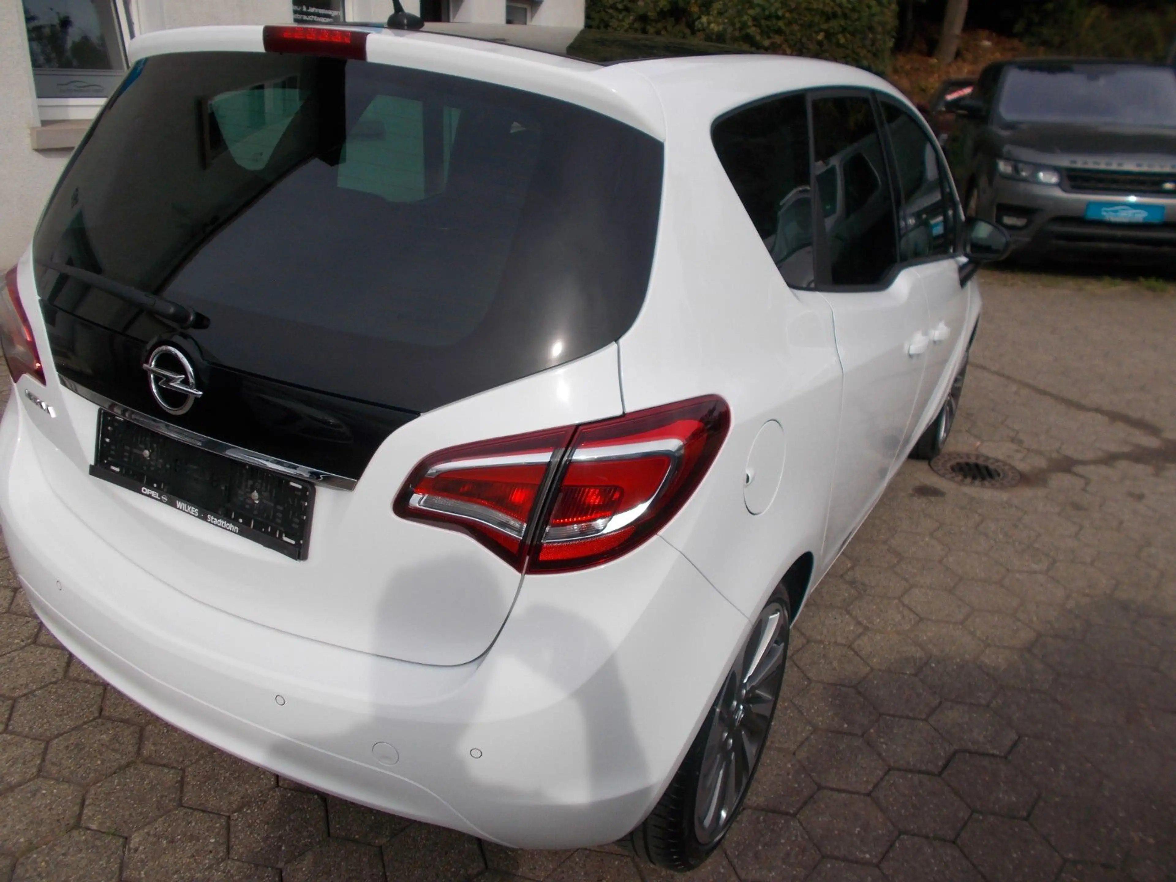 Opel Meriva B Edition — photo 9