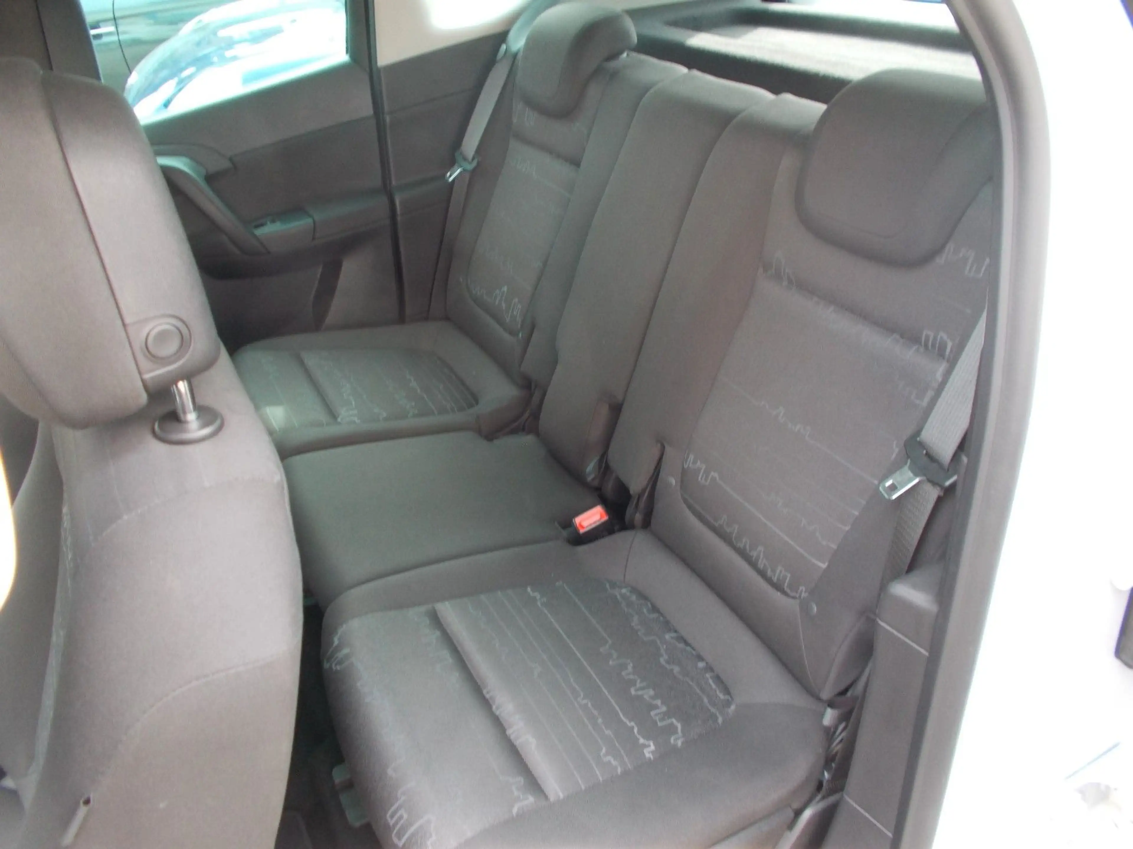 Opel Meriva B Edition — photo 13