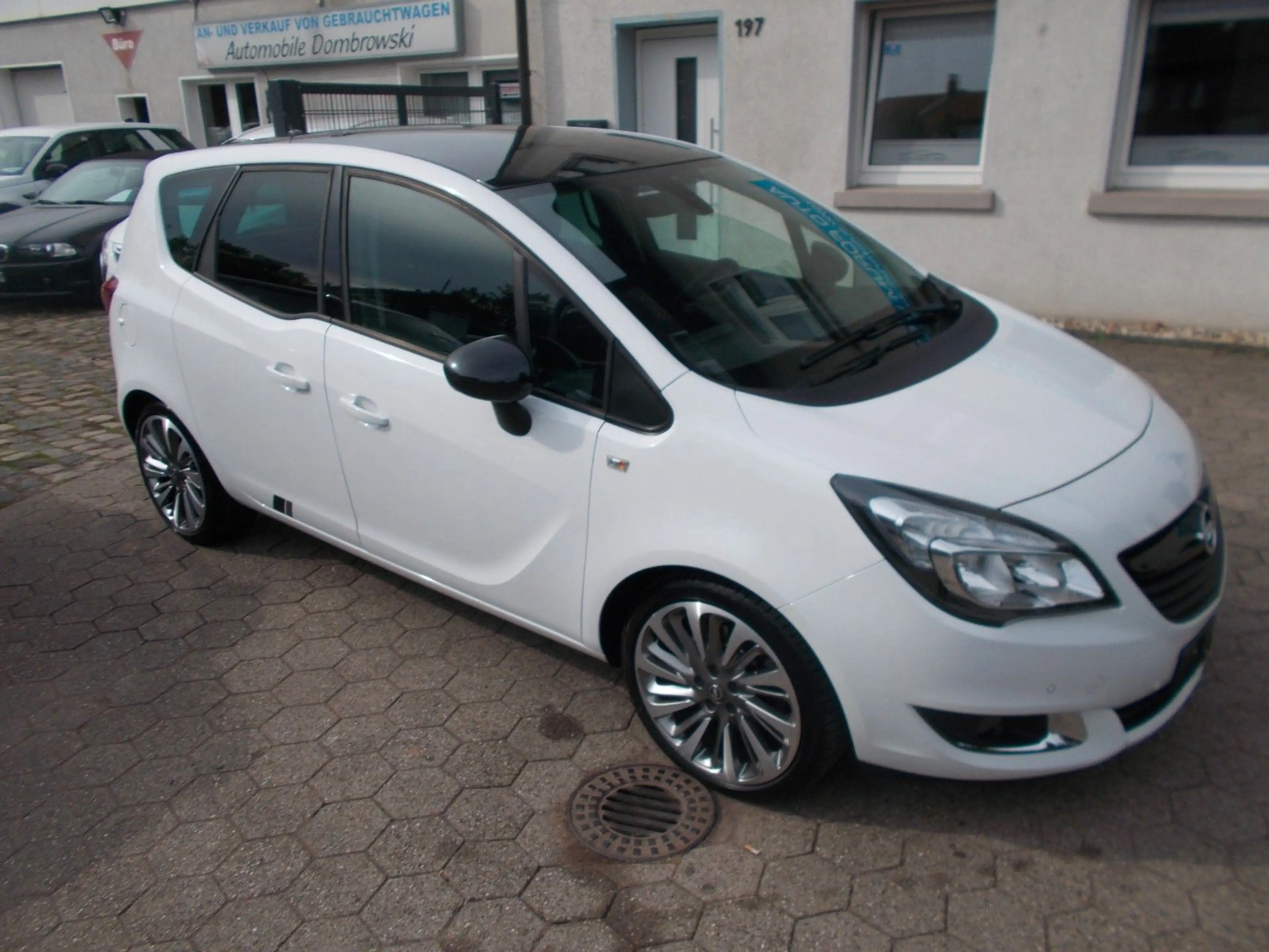 Opel Meriva B Edition — photo 6