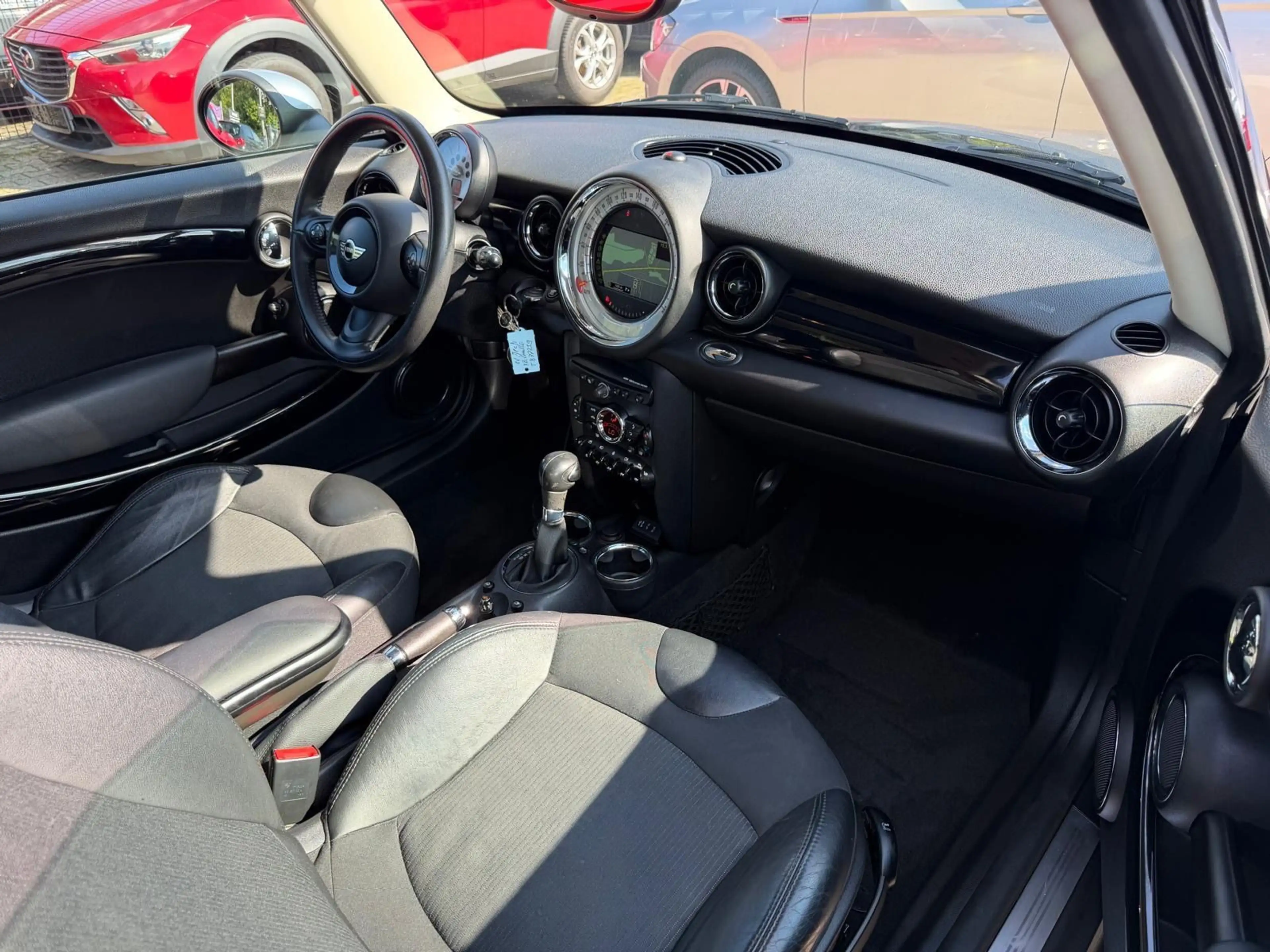 MINI Cooper D Clubman PANO*NAVI*XENON*AUTOMATIK*LEDER — photo 7