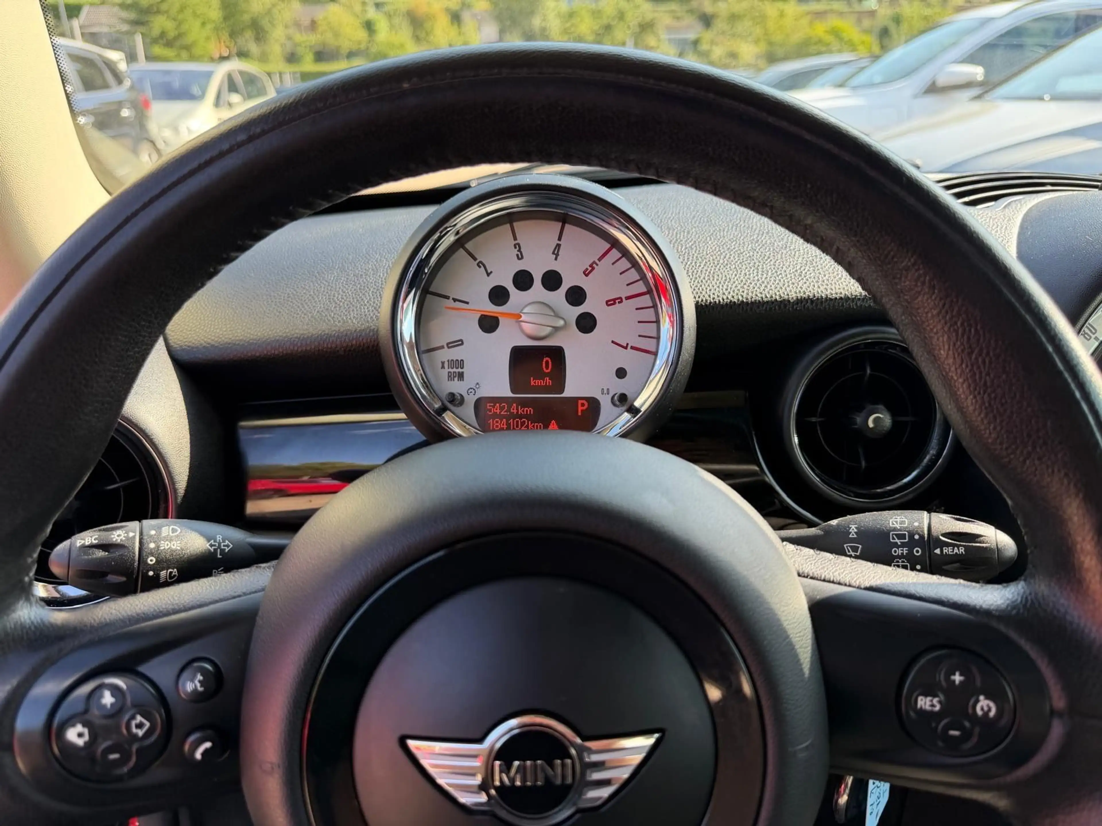 MINI Cooper D Clubman PANO*NAVI*XENON*AUTOMATIK*LEDER — photo 9
