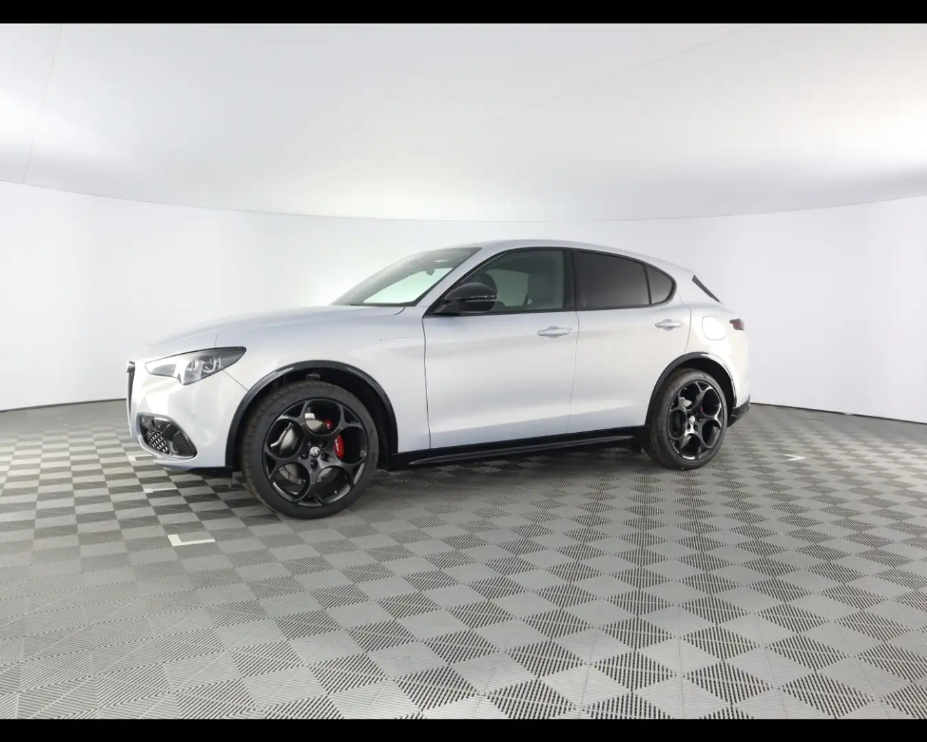Alfa Romeo Stelvio 2.2 Turbo Veloce Gri - 1